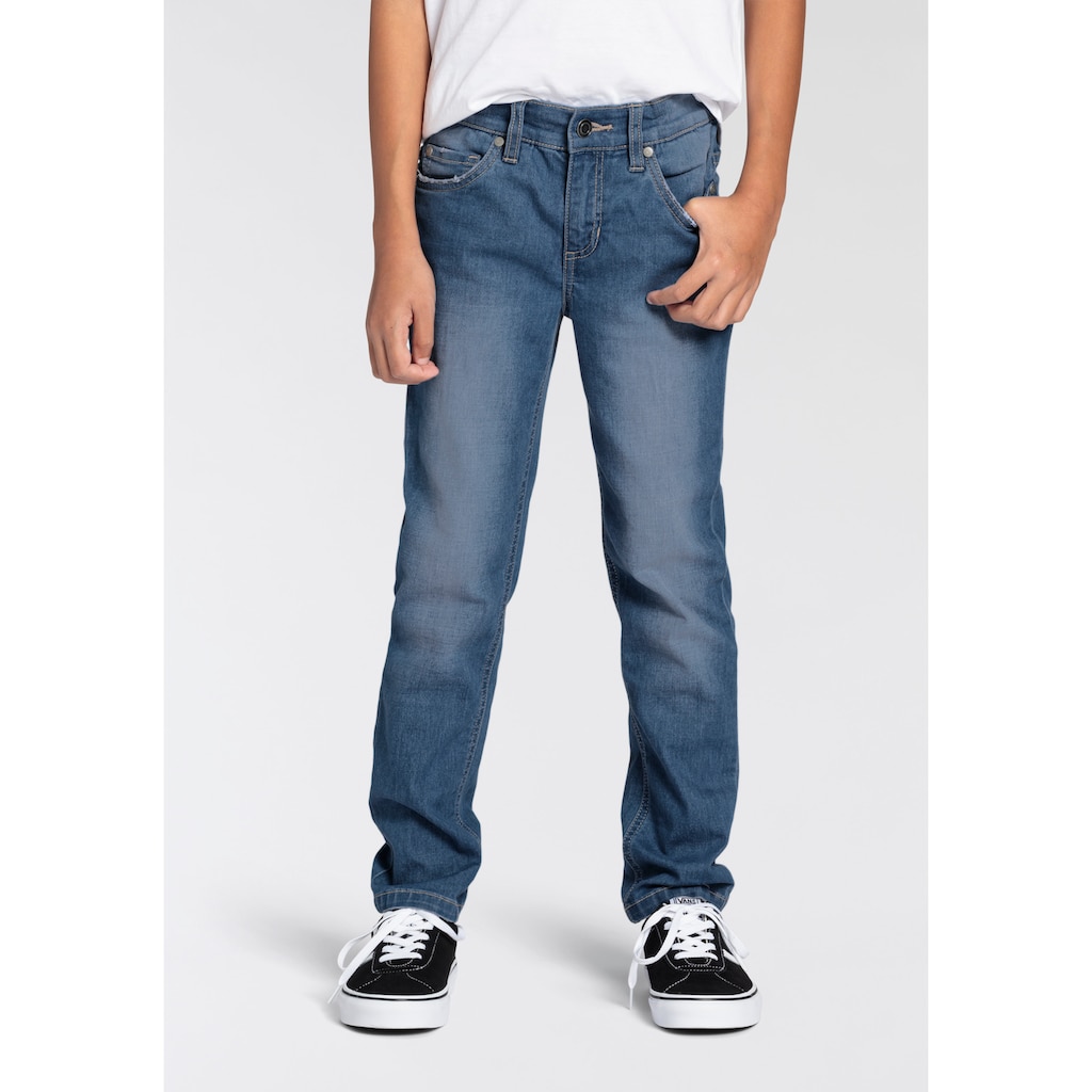 DELMAO Stretch-Jeans »für Jungen«, in bequemer Stretchqualität