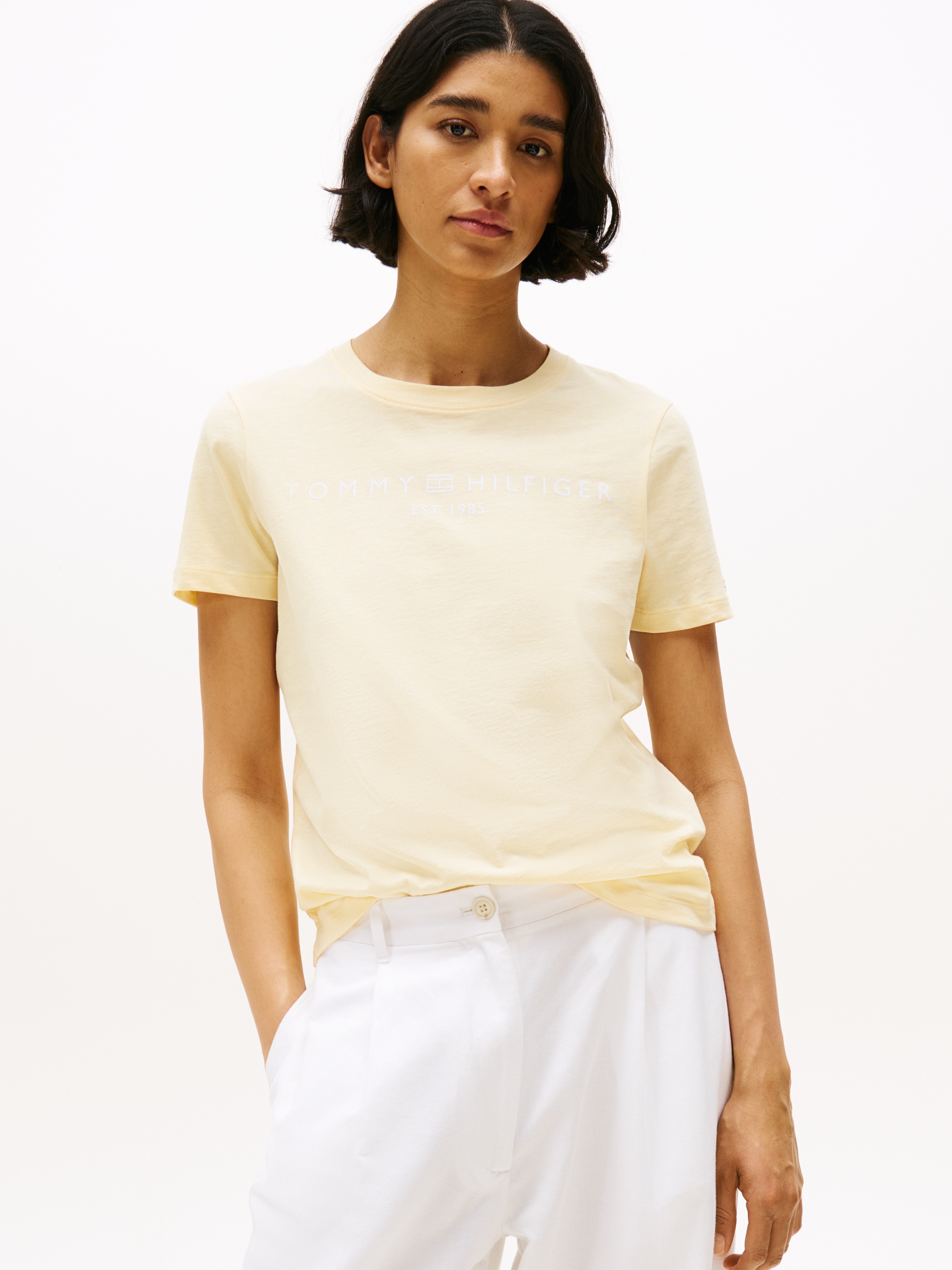 Tommy Hilfiger Kurzarmshirt "REG CORP LOGO C-NK mit Logoschriftzug und Stic günstig online kaufen