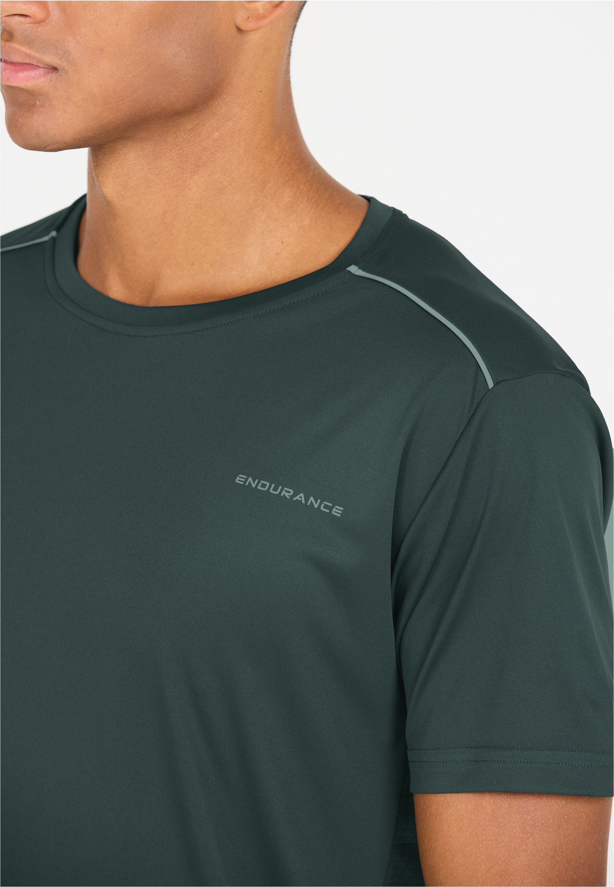 ENDURANCE Funktionsshirt »Abbi«, mit 4-Wege-Stretch und recycelten Materialien