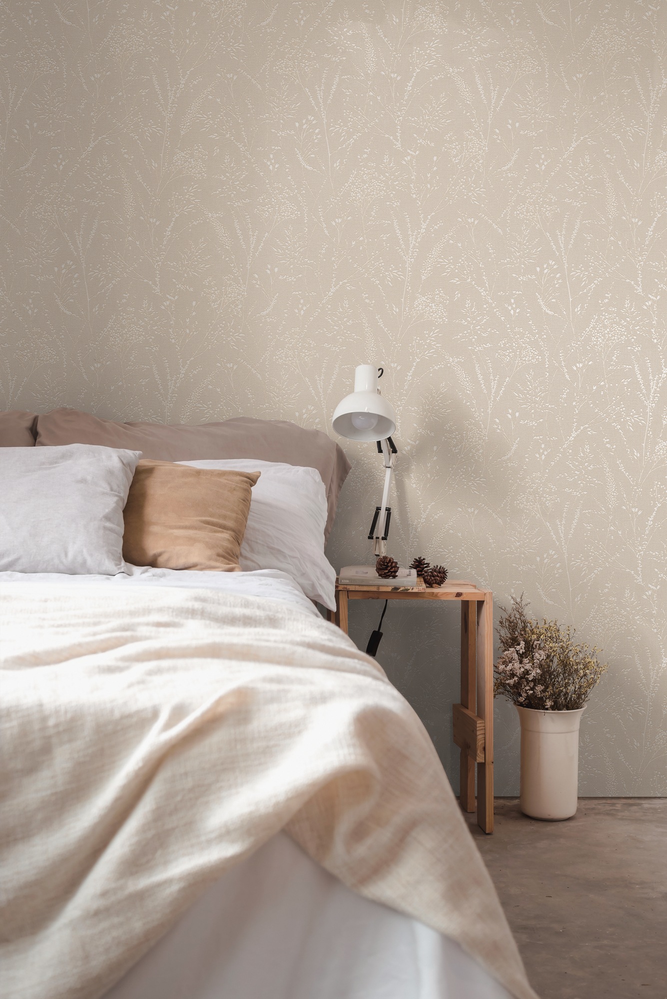 A.S. Création Vliestapete »Pure Elegance Tapete mit Ästen Mustertapete Floral Blumen«, schimmernd, Vliestapete Blumentapete für Schlafzimmer Küche Wohnzimmer Äste Design