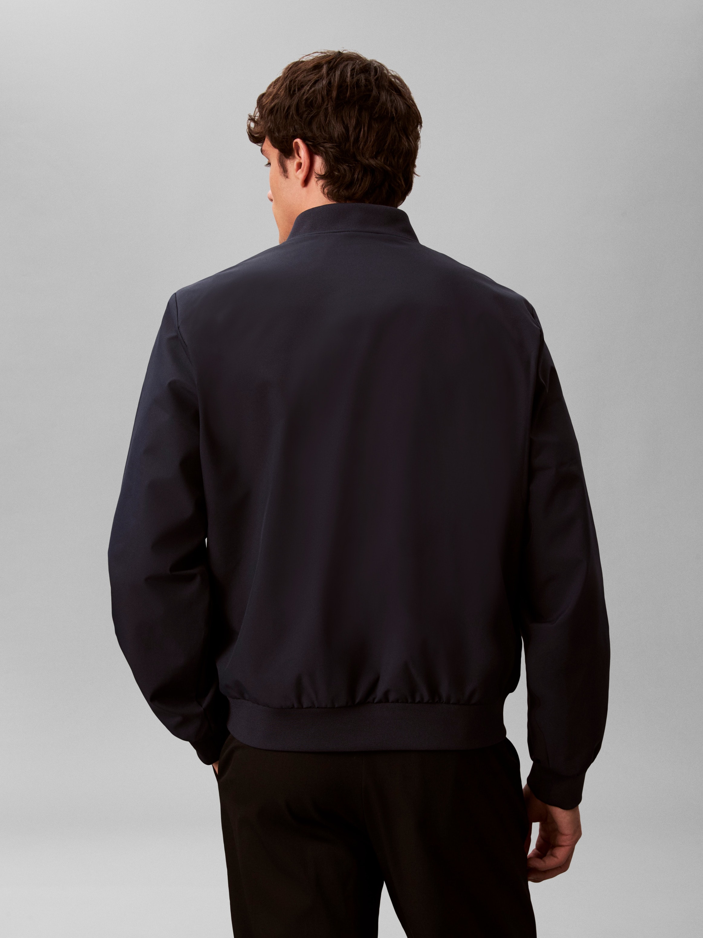 Calvin Klein Bomberjacke »LS SOFT TECH BOMBER JACKET« ohne Kapuze Regular fit mit Stehkragen