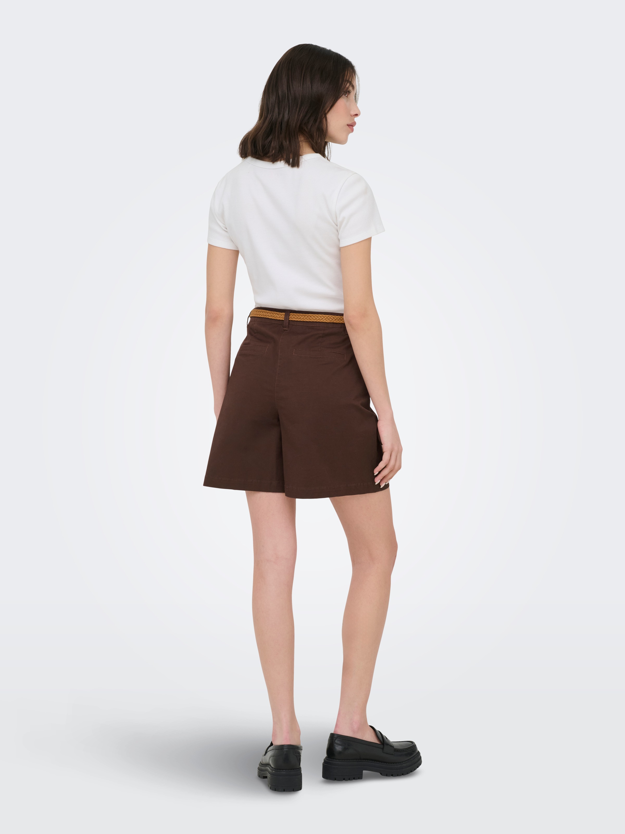 JDY Chinoshorts »JDYCHICAGO MW BERMUDA SHORTS WVN NOOS«  Baumwollmischung, regular fit