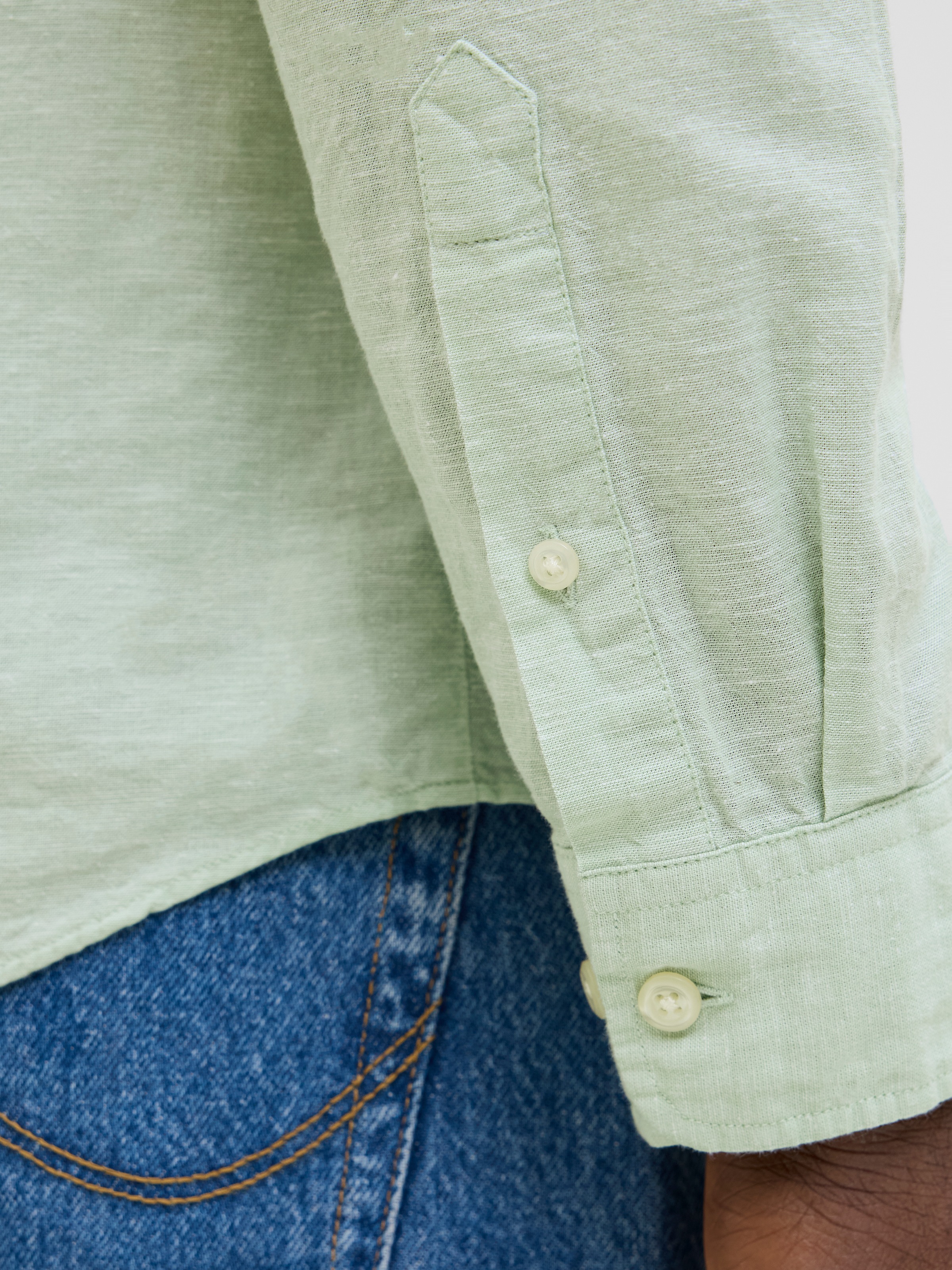 Jack & Jones Langarmhemd »JJEBREEZE SHIRT LS SN« mit Hemdkragen