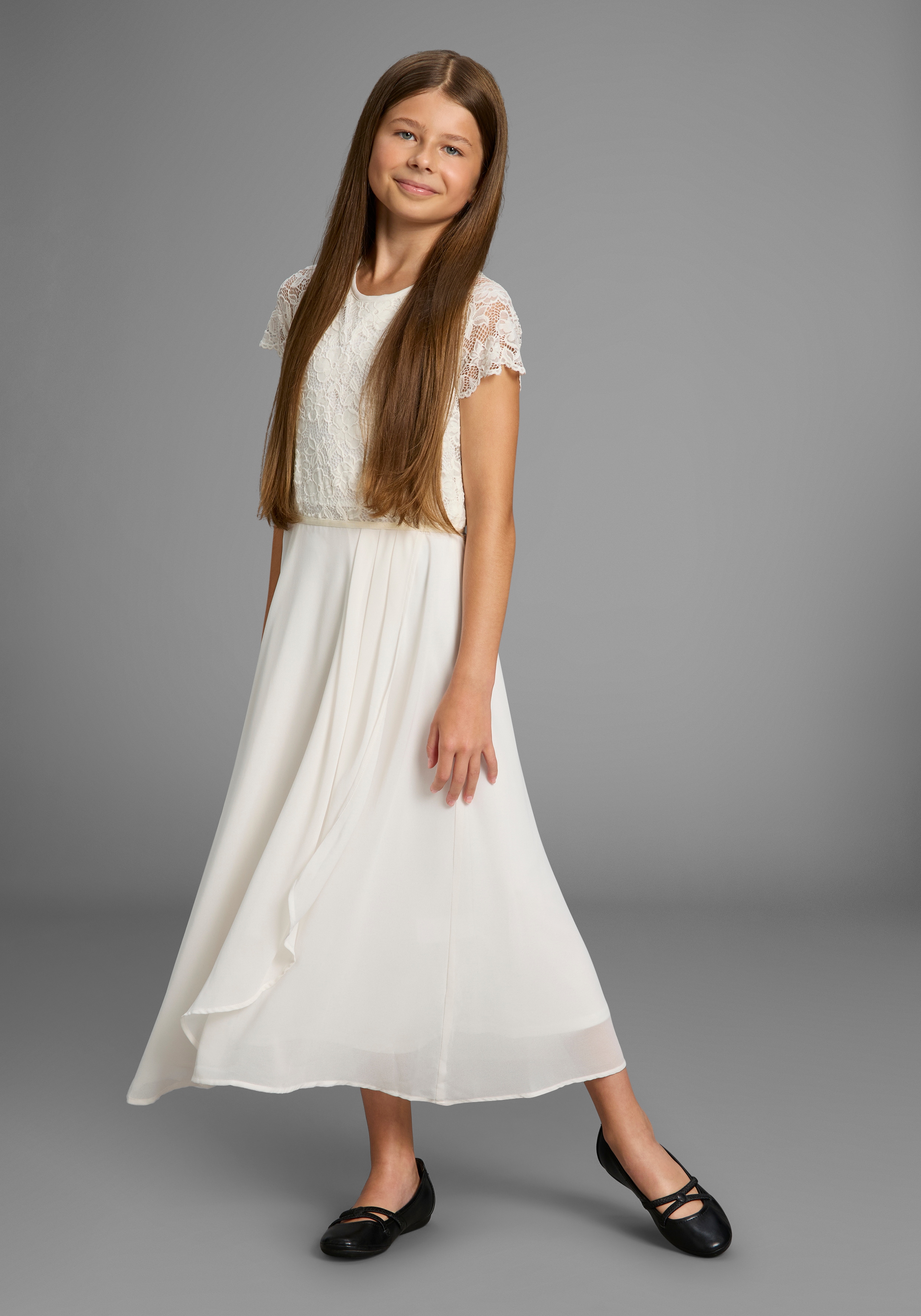 KIDSWORLD Jerseykleid "Festliches Kleid mit Spitze" Elegantes Kleid mit Spitze und Chiffon
