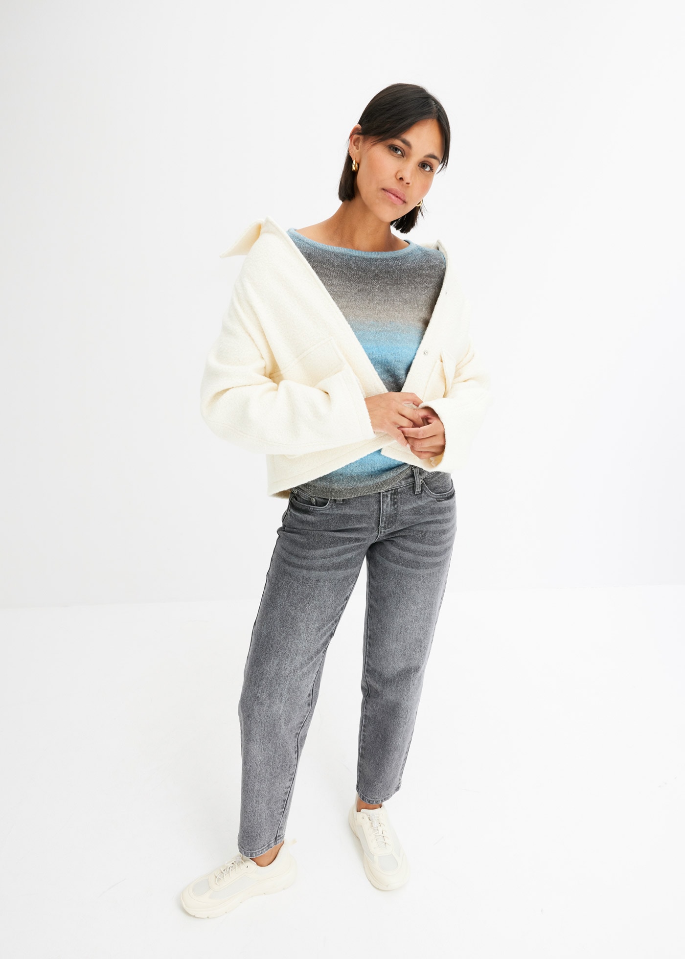 bonprix Strickpullover »Pullover mit Farbverlauf« aus Polyacryl, lockere Passform, mit modischem Farbverlauf