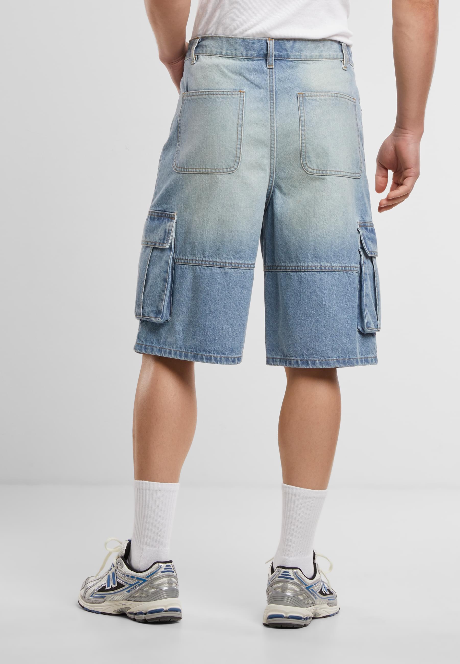 URBAN CLASSICS Shorts »Urban Classics Relaxed Denim Cargo Shorts«, (1 tlg.)
