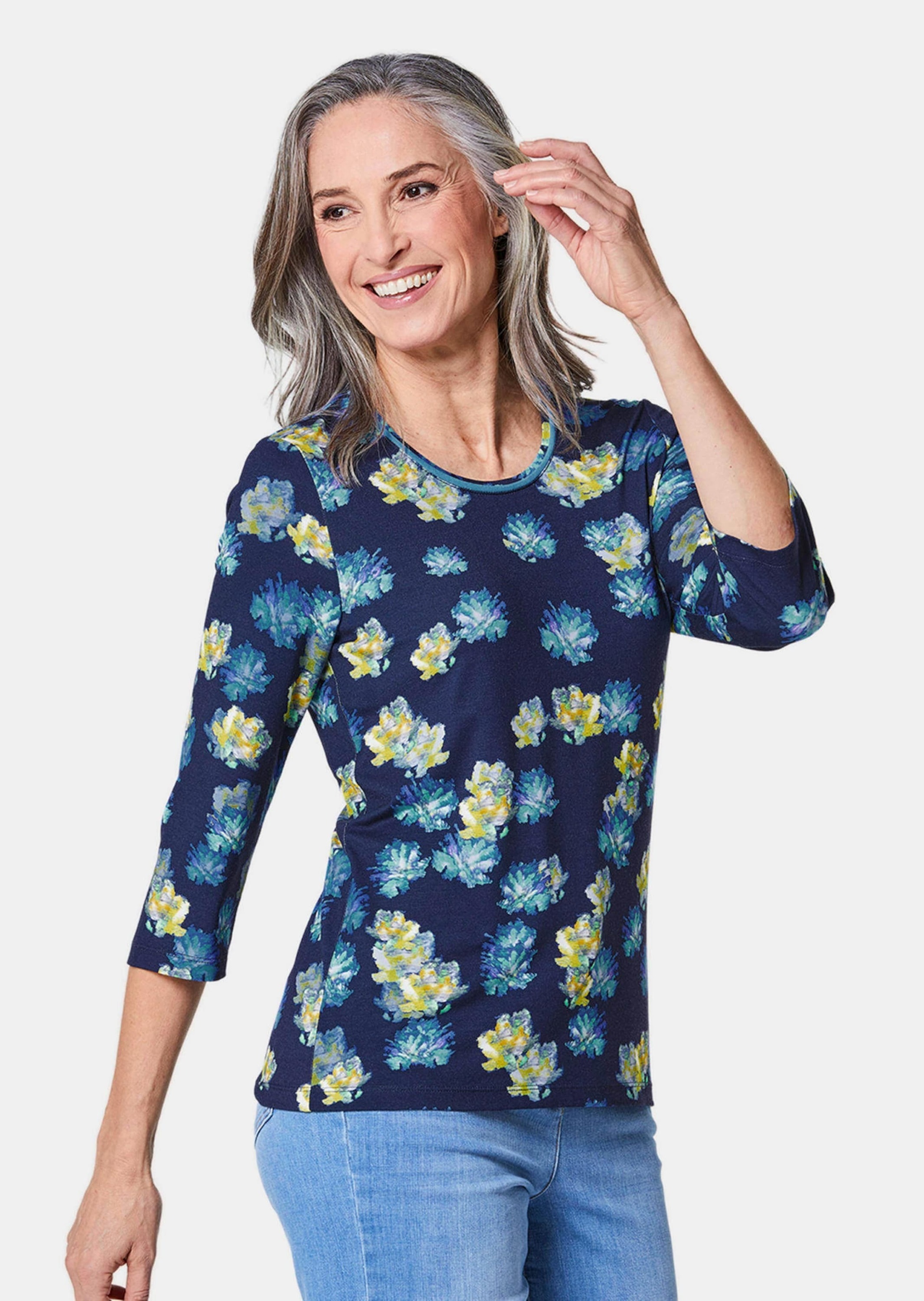 Thumbnail - GOLDNER Print-Shirt "Kurzgröße Druckshirt in kraftvollen Farben" Kontrastpaspel am Ausschnitt