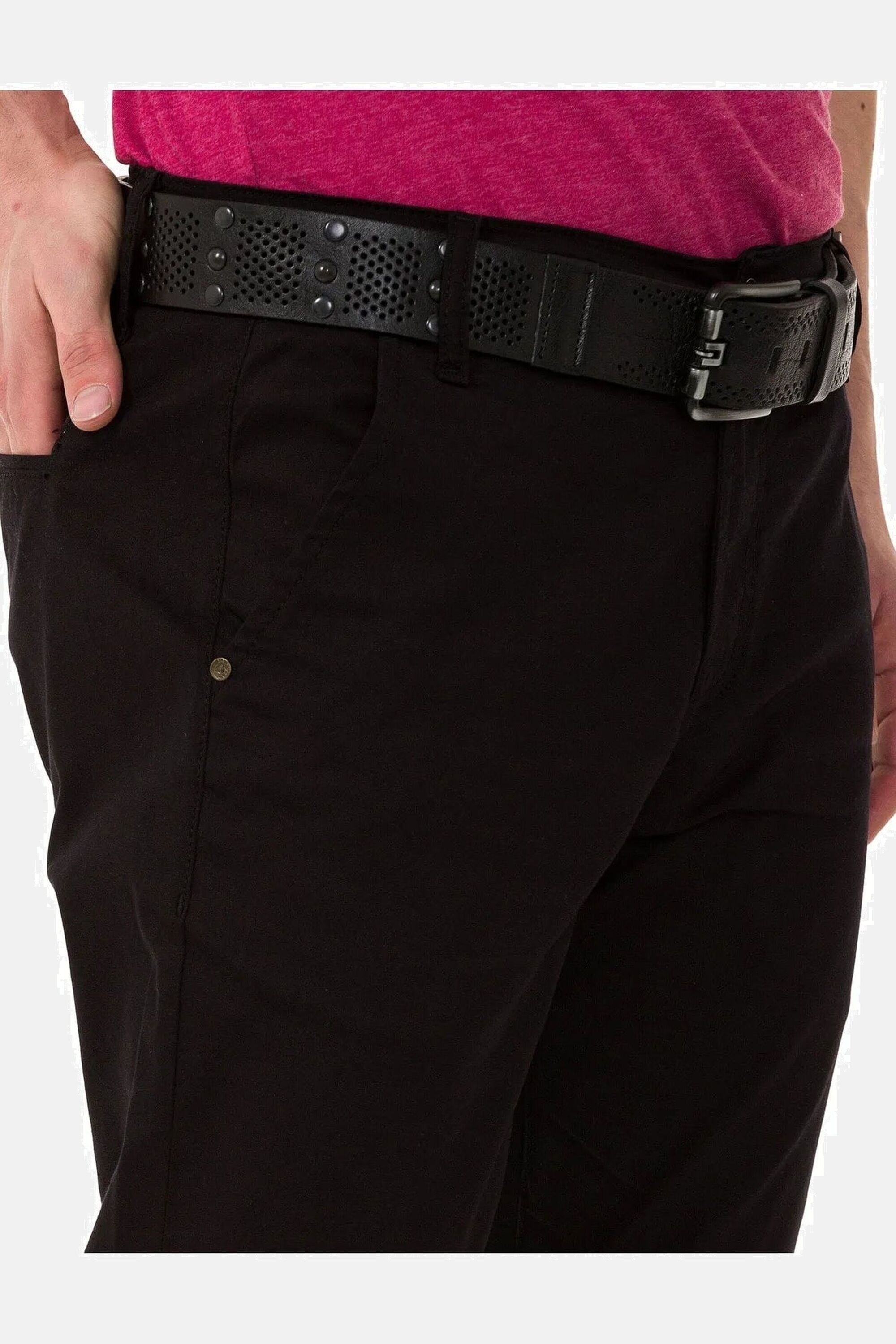 Cipo & Baxx Stoffhose »Hose«, im modischen Slim Fit-Schnitt, CD842