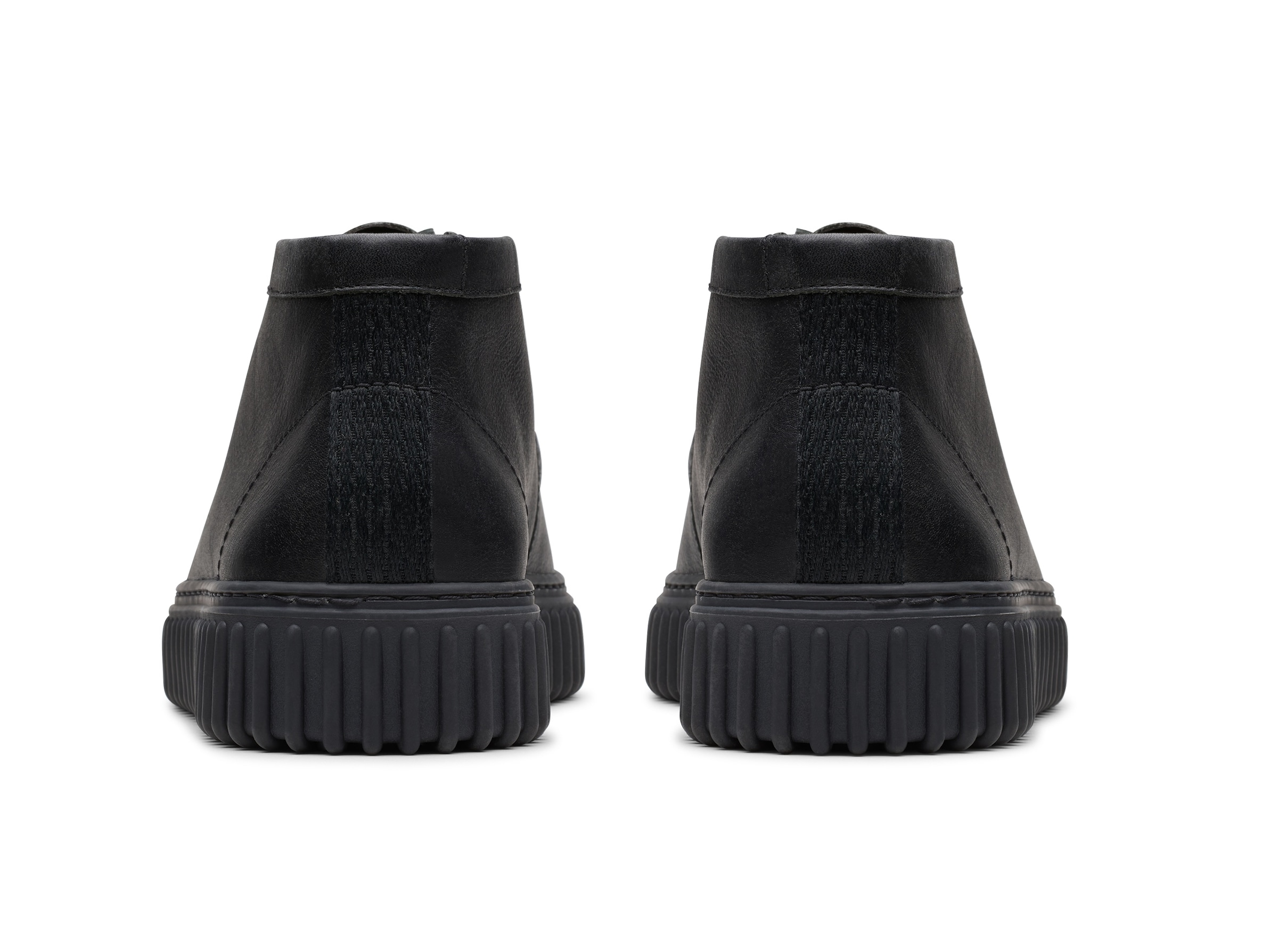 Clarks Schnürboots »Torhill Hi«, Desert Boots, High Top Sneaker mit Wechselfußbett