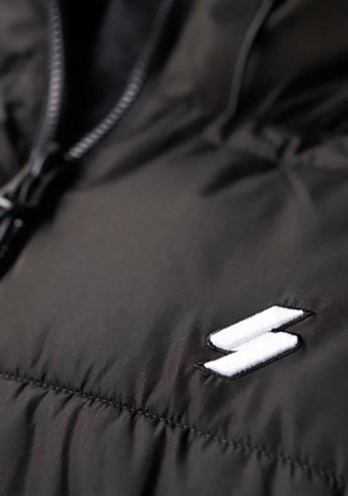 Superdry Steppjacke »HOODED SPORTS PUFFR JACKET«, mit Kapuze, mit kontrastfarbener Stickerei