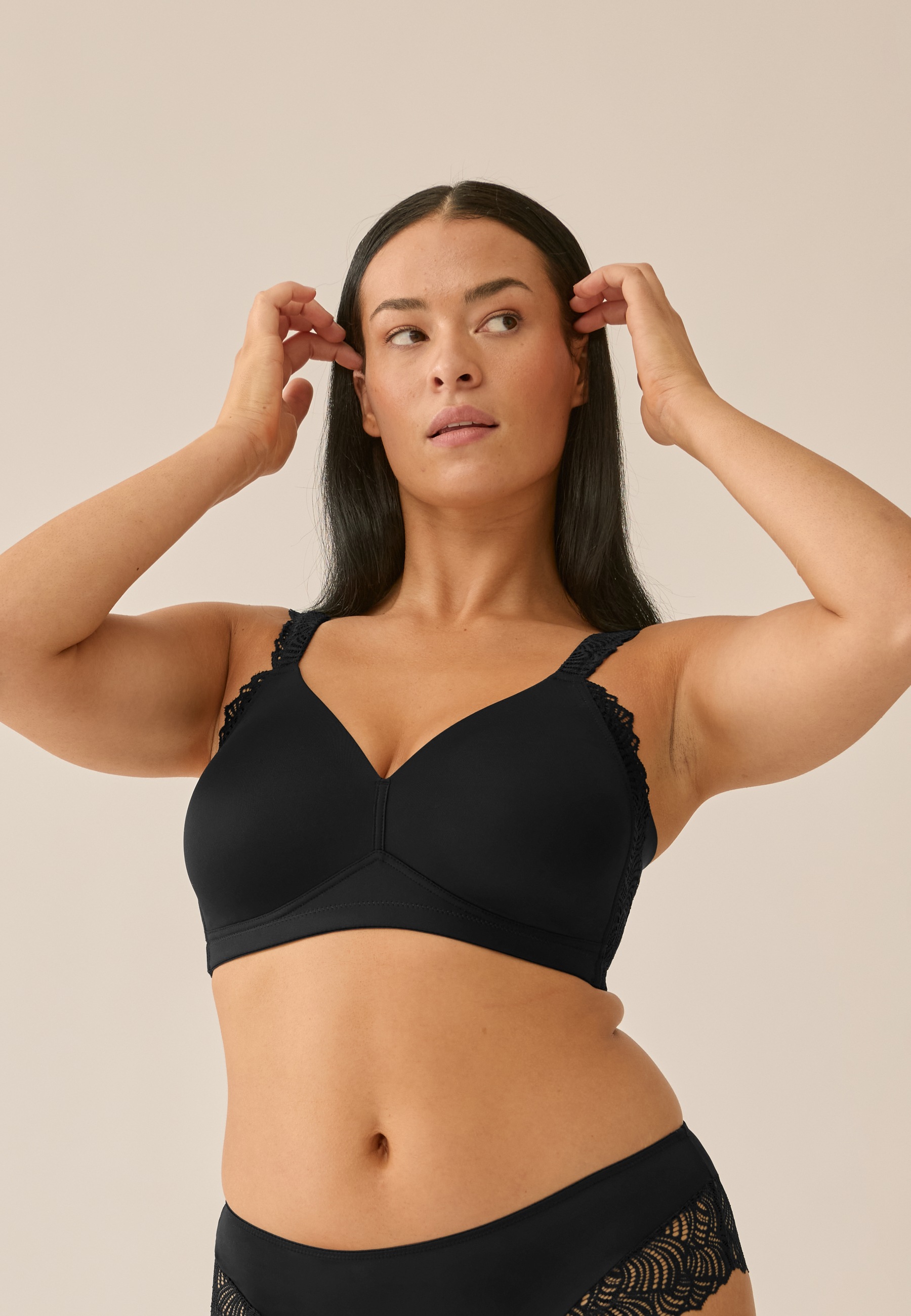 Naturana Bügelloser Bh "The Friday" 1 Vorgeformte Cups, Breite Träger, Ohne Bügel, Mit Spitze, Bequem