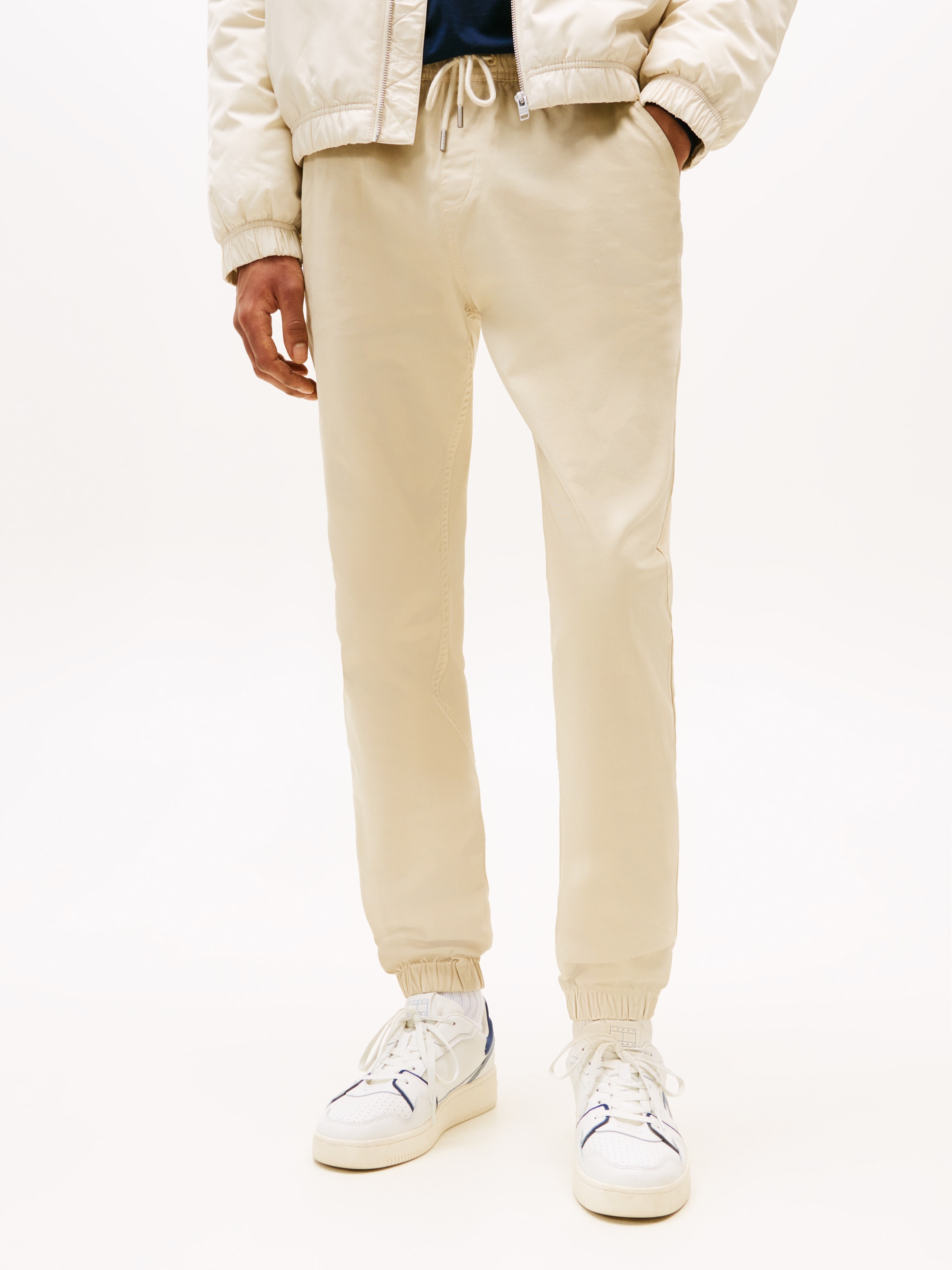 Tommy Jeans Stoffhose "TJM AUSTIN JOG", Mit Kordelzug günstig online kaufen