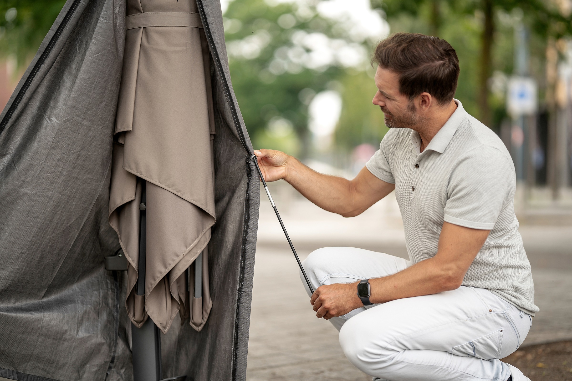 winza outdoor covers Sonnenschirm-Schutzhülle, geeignet für Schirme bis ø 500 cm, Maße 295x70 cm