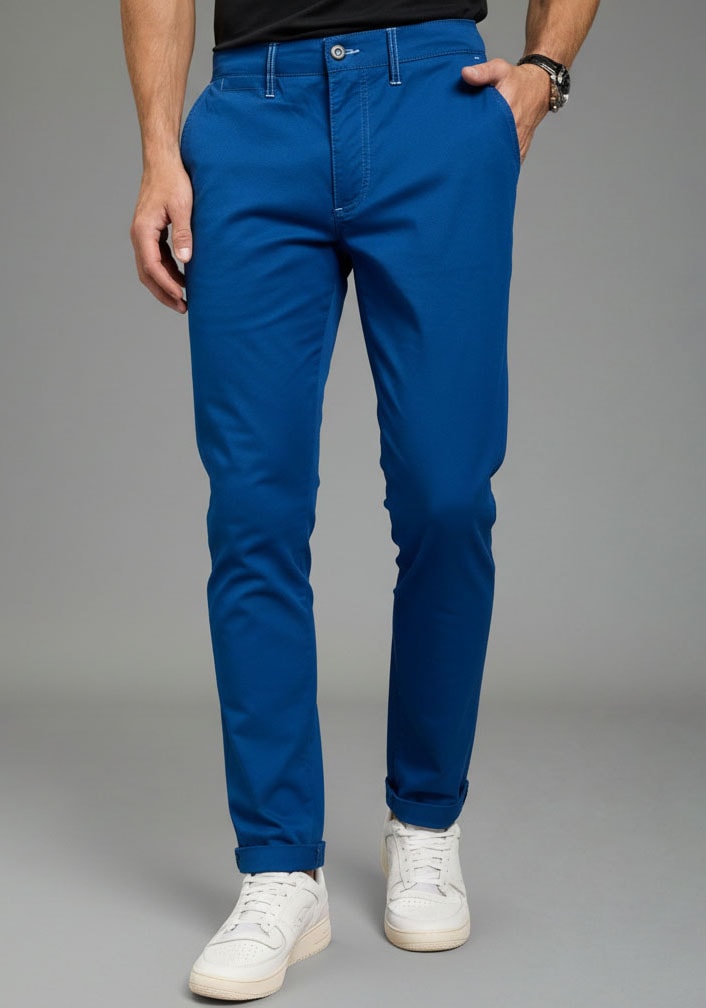 KangaROOS Chinohose Regular Fit, mit geradem Bein, etwas niedrigere Leibhöhe