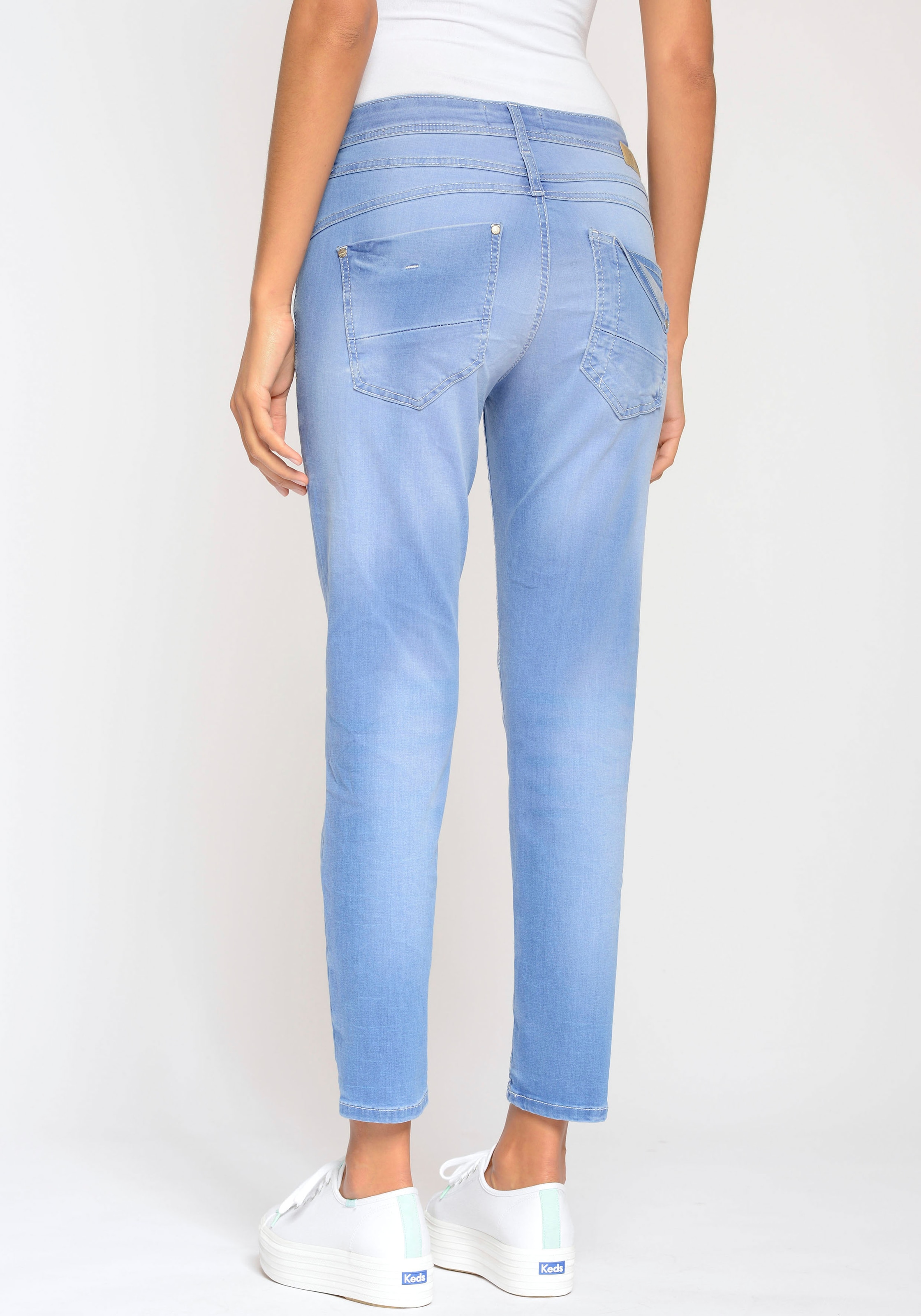 GANG Relax-fit-Jeans »94Amelie cropped«, mit doppelter Passe und doppelter, rechter Gesäßtasche