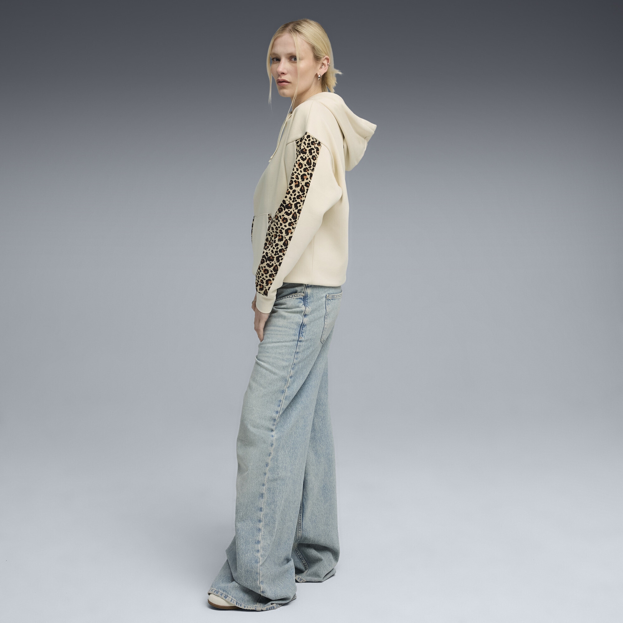 PUMA Hoodie »Essentials Comfort Hoodie mit Animal-Print Damen«