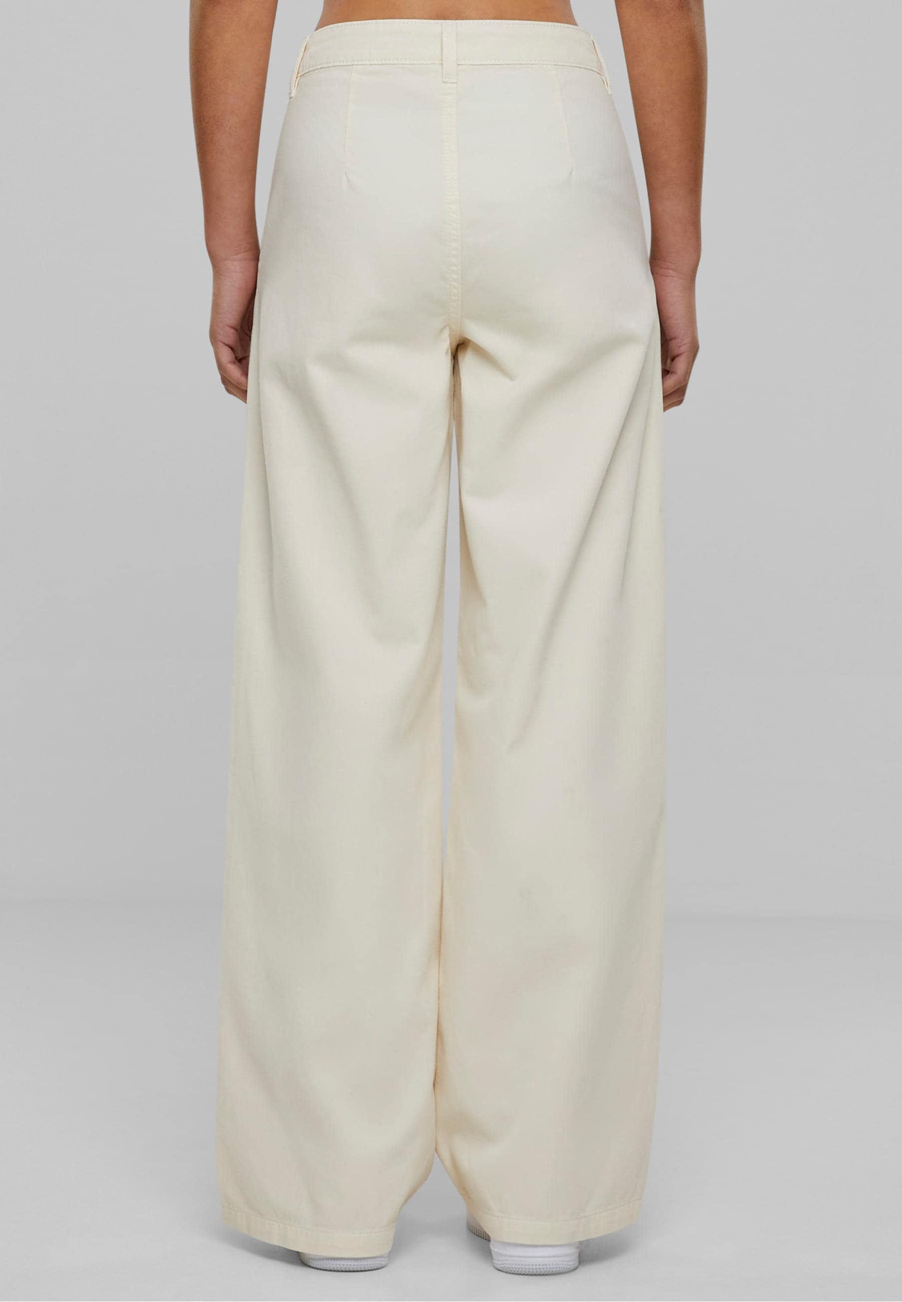 URBAN CLASSICS Stoffhose »Urban Classics Damen Ladies Organic Pleated Cotton Pants«, (1 tlg.)