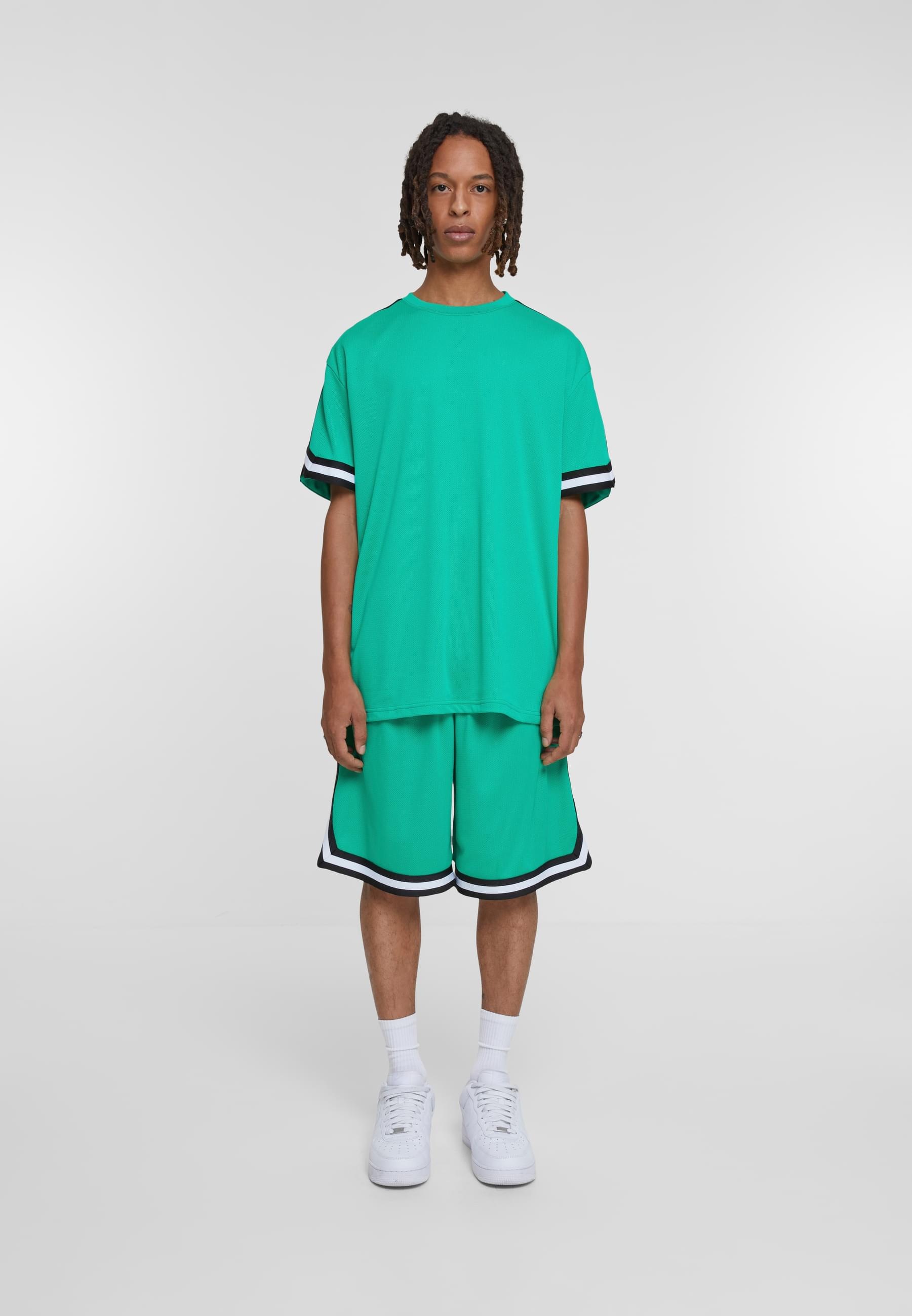 URBAN CLASSICS Stoffhose »Urban Classics Herren Stripes Mesh Shorts«, (1 tlg.)