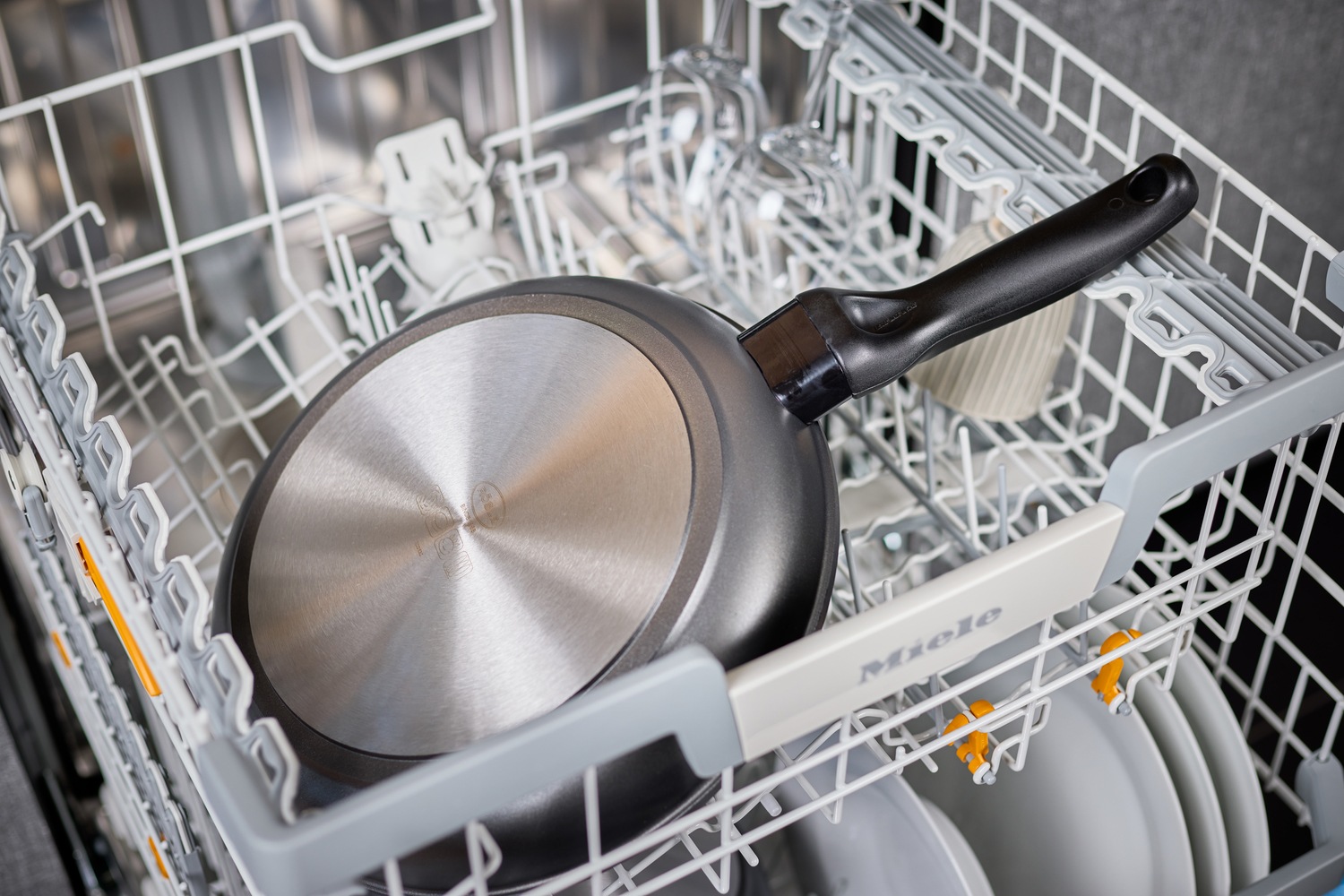 RÖSLE Bratpfanne »CADINI«, Aluminiumguss, Antihaftversiegelung, recyceltes Aluminium, spülmaschinengeeignet