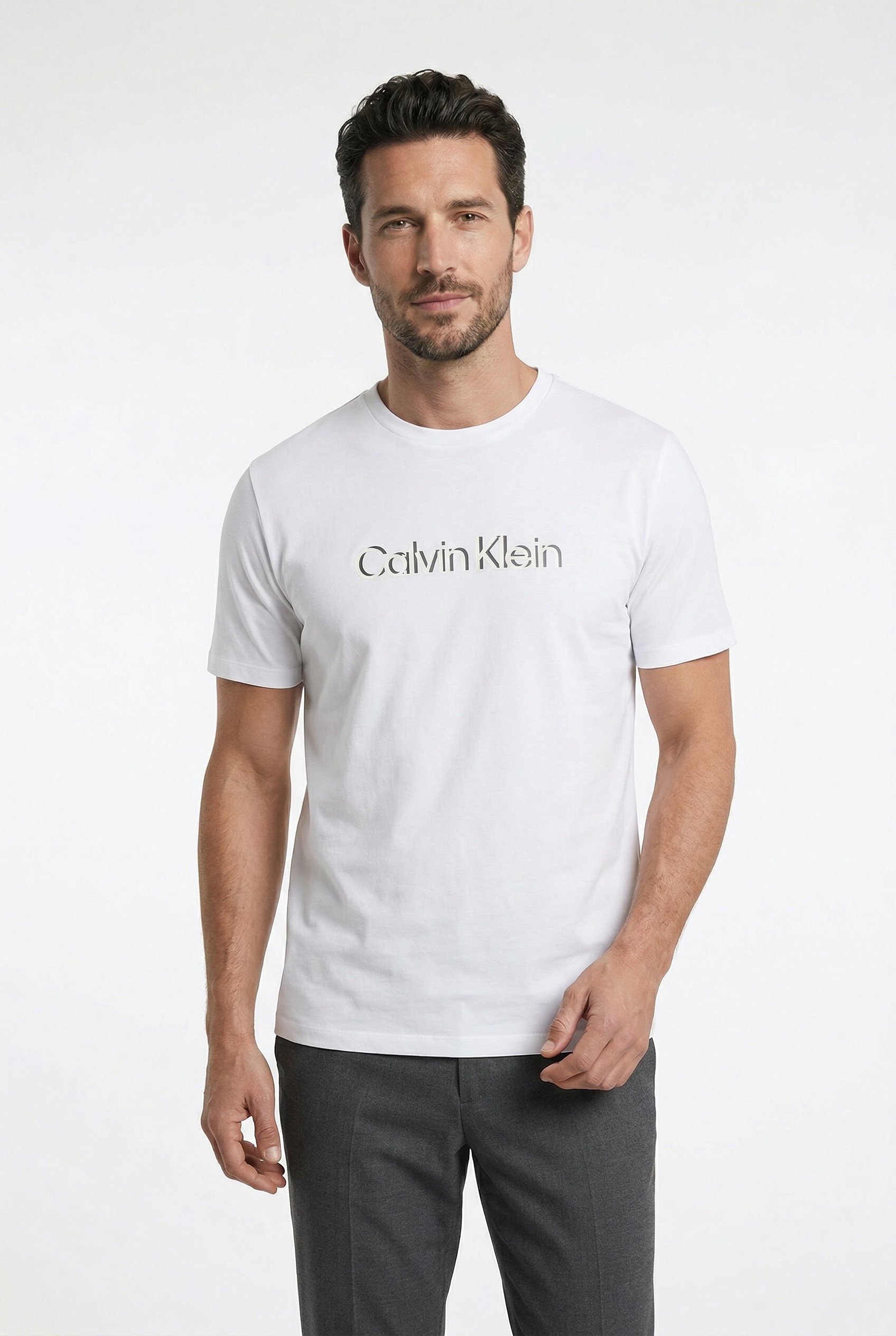 Calvin Klein T-Shirt Logoschriftzug, Rundhalsausschnitt, Regular Fit, reine Baumwolle