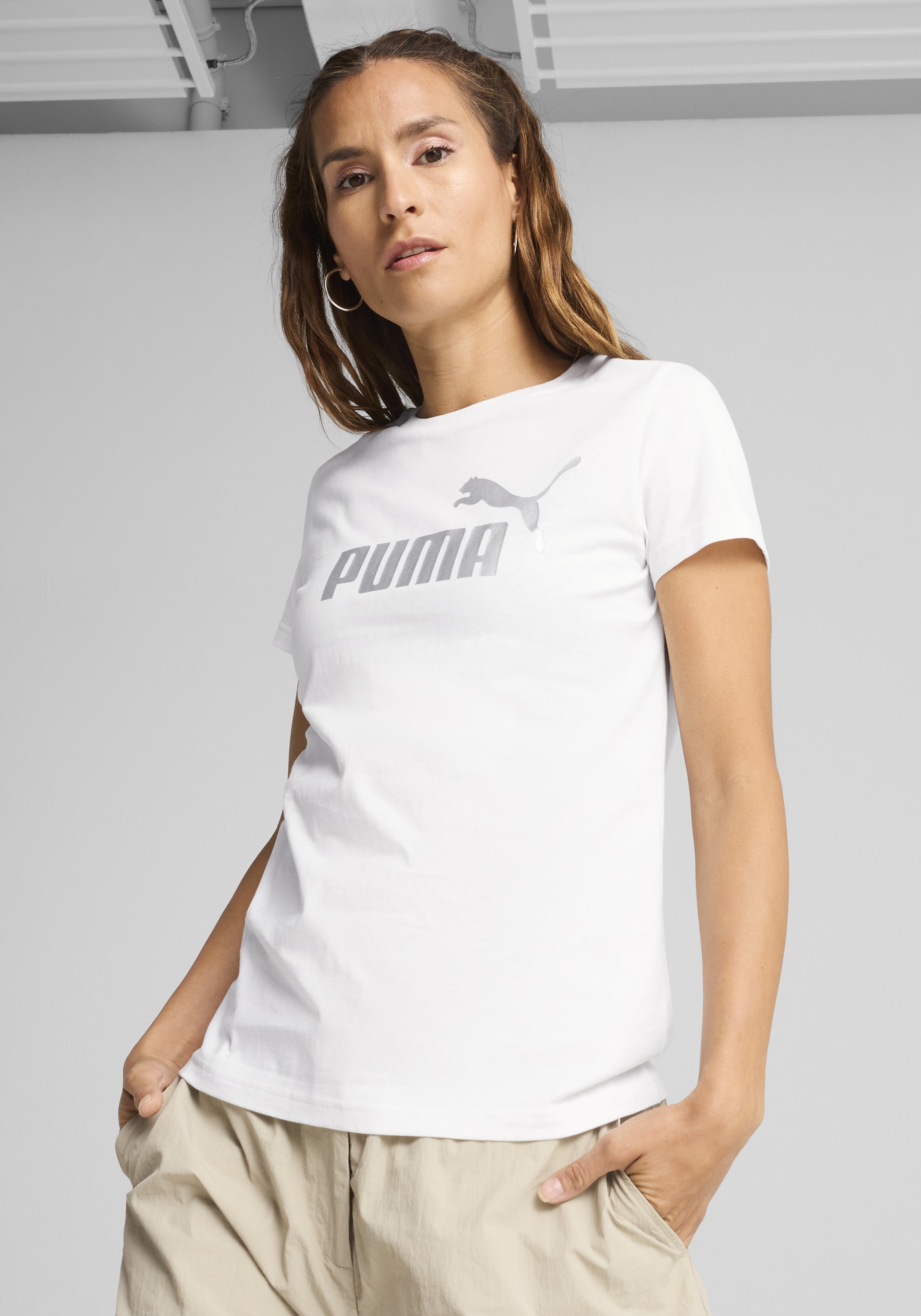 PUMA T-Shirt "ESS NO. 1 LOGO METALLIC TEE" Regular Fit, Kurzarm, Rundhalsau günstig online kaufen