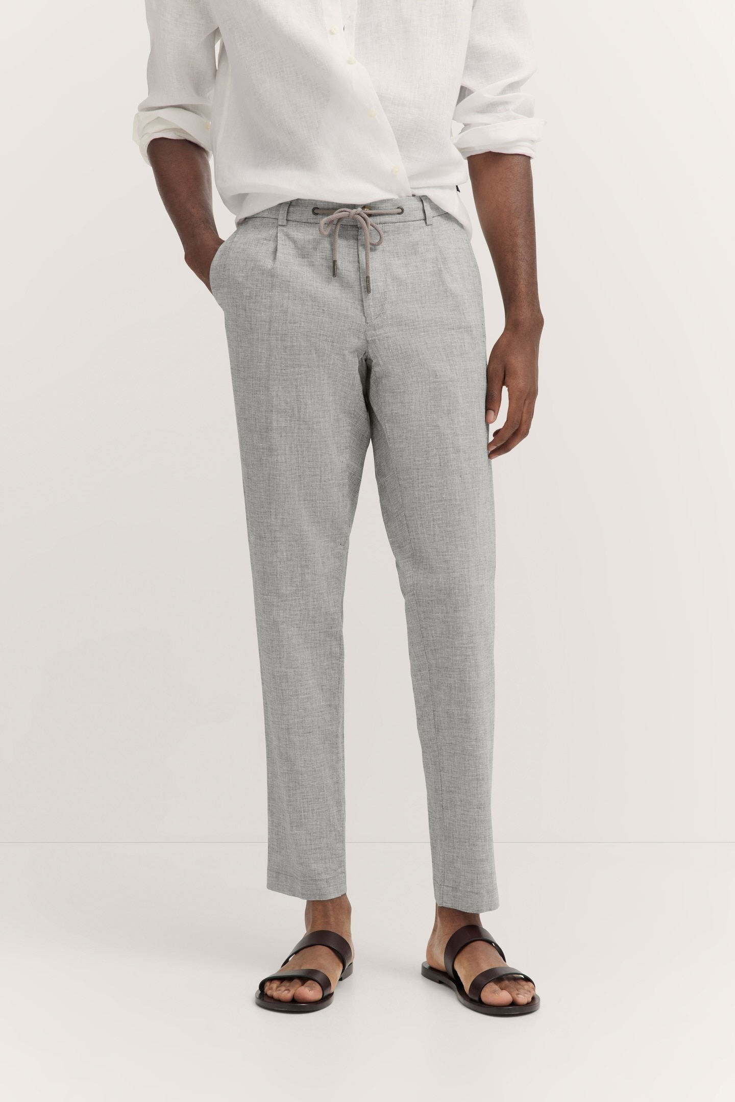 bugatti Bundfaltenhose, mit Baumwoll-Leinen-Mix