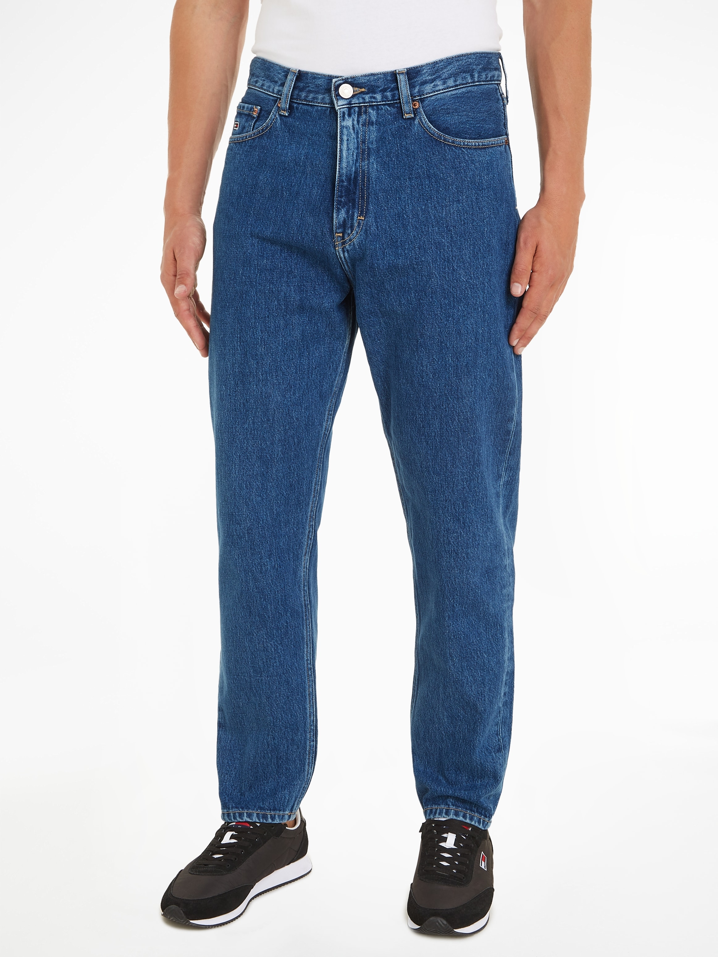 Tommy Jeans Tapered-fit-Jeans "Isaac Relaxed Tapered", im 5-Pocket-Style günstig online kaufen