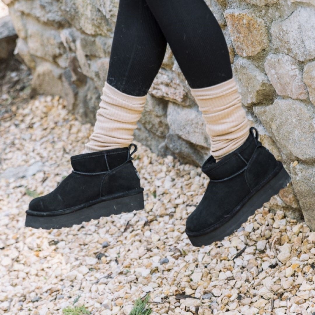 Bearpaw Winterboots »RETRO«, Plateaustiefel, Winterstiefel mit Plateausohle