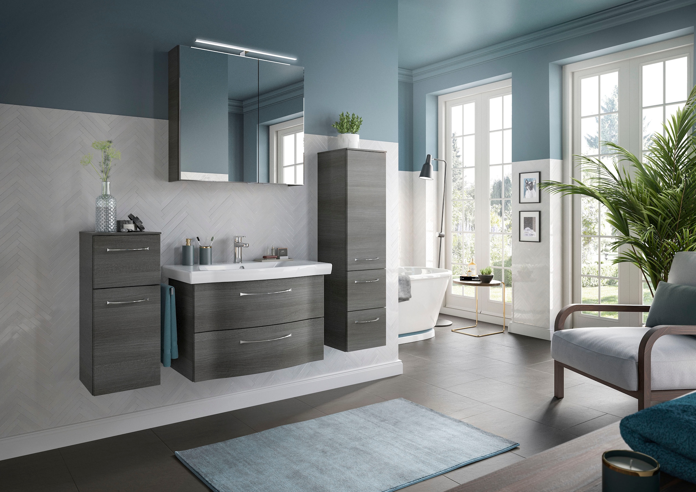 Saphir Badmöbel-Set »6005 Sprint 4-teilig, Keramik-Waschtisch mit LED-Spiegelschrank«, (5 St.), Unterschrank, Midischrank, inkl. Türdämpfer, 4 Türen, 5 Schubladen