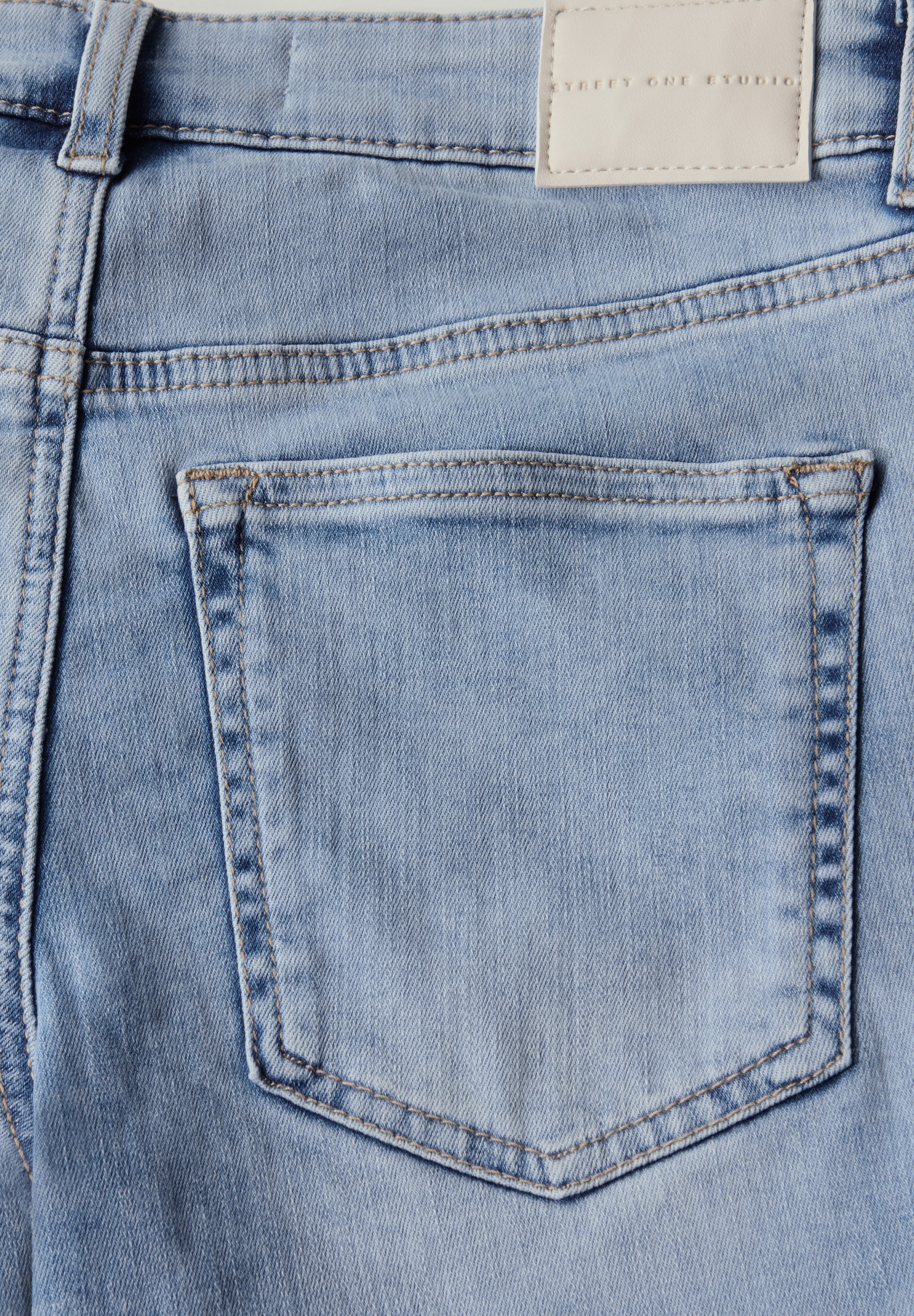 STREET ONE STUDIO Comfort-fit-Jeans, 5-Pocket-Style