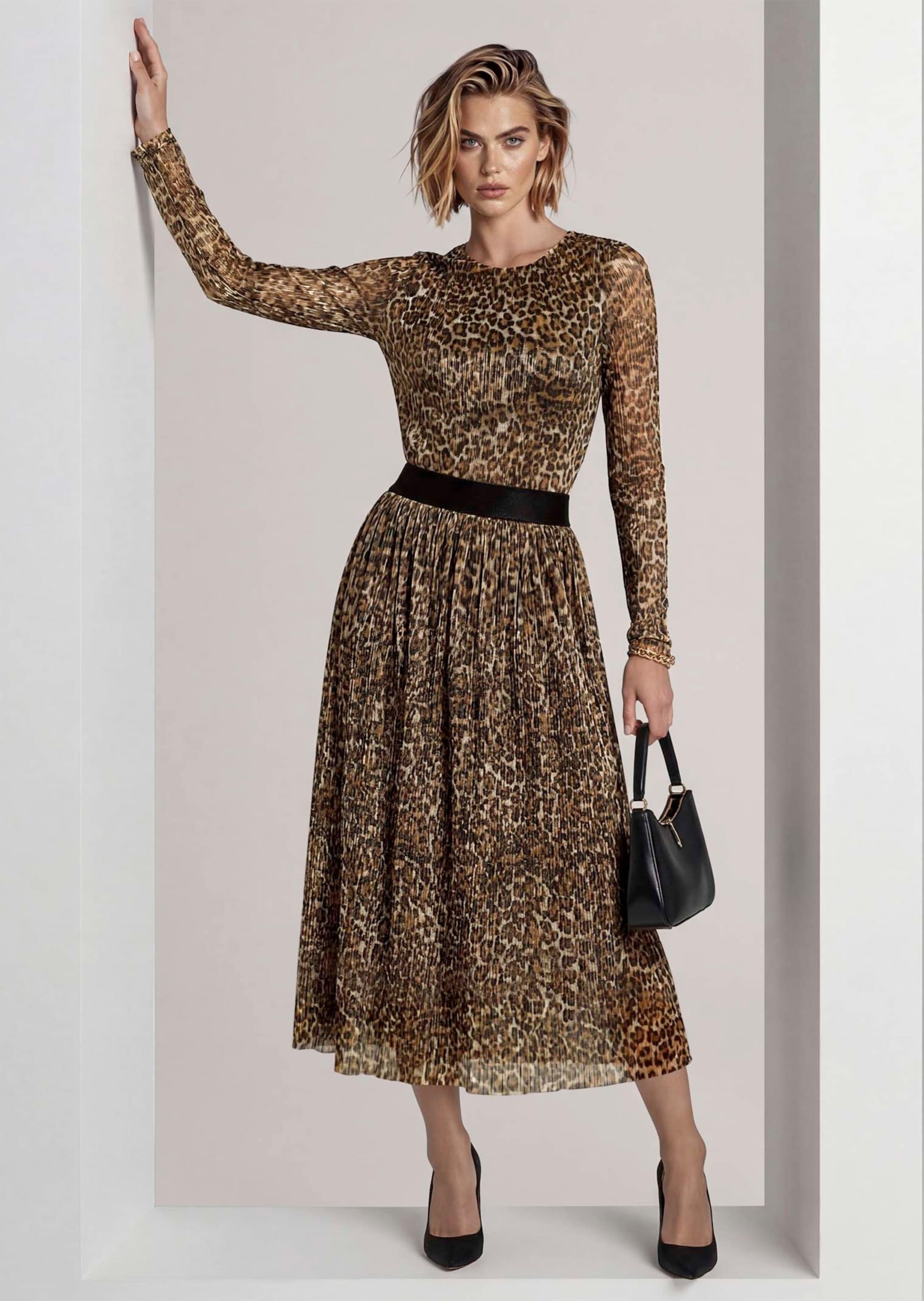 MADELEINE Langarmshirt »Shirt Plissiertes Leo-Shirt mit Glanzeffekt«