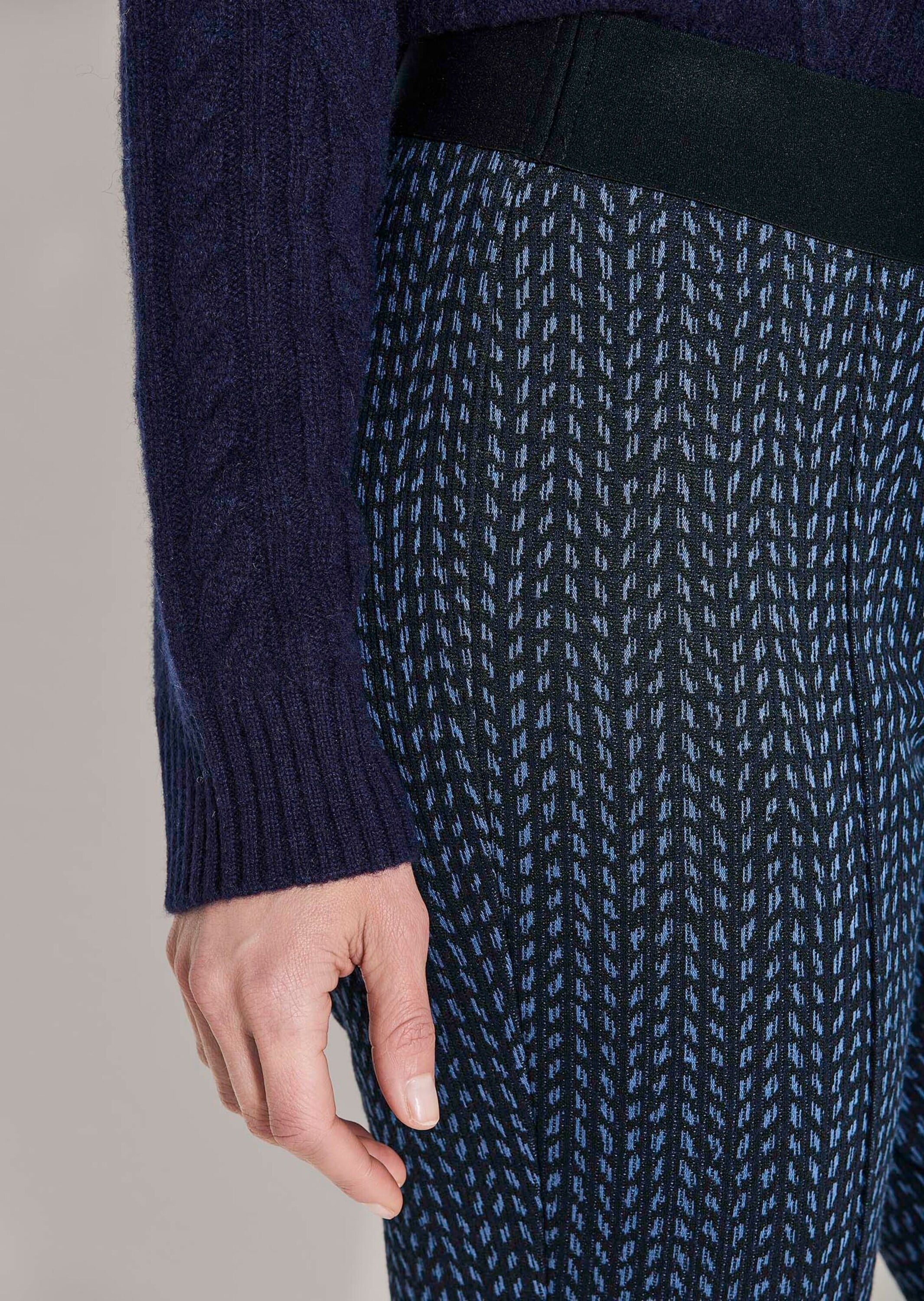 MADELEINE Schlupfhose »Schlupfhose Stoffhose mit geradem Bein, Biesen«