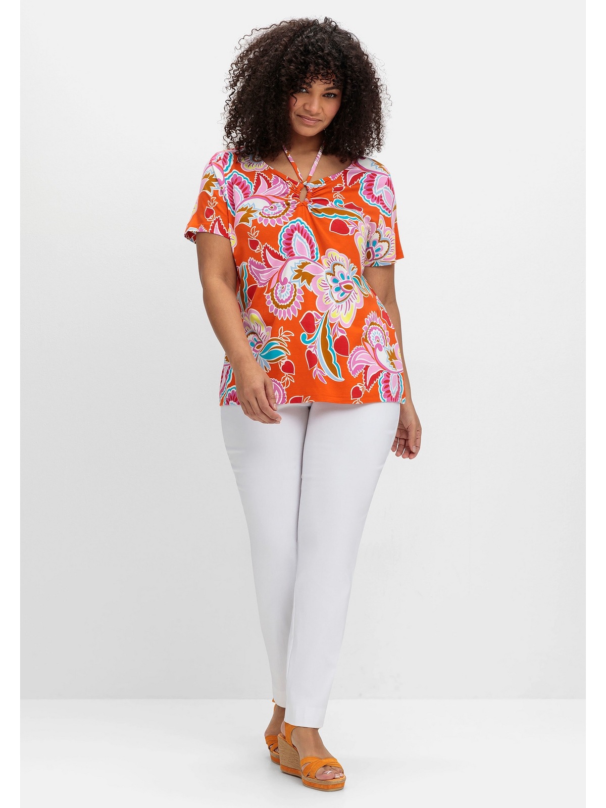 sheego by Joe Browns T-Shirt »Große Größen«, mit Neckholder-Bindeband