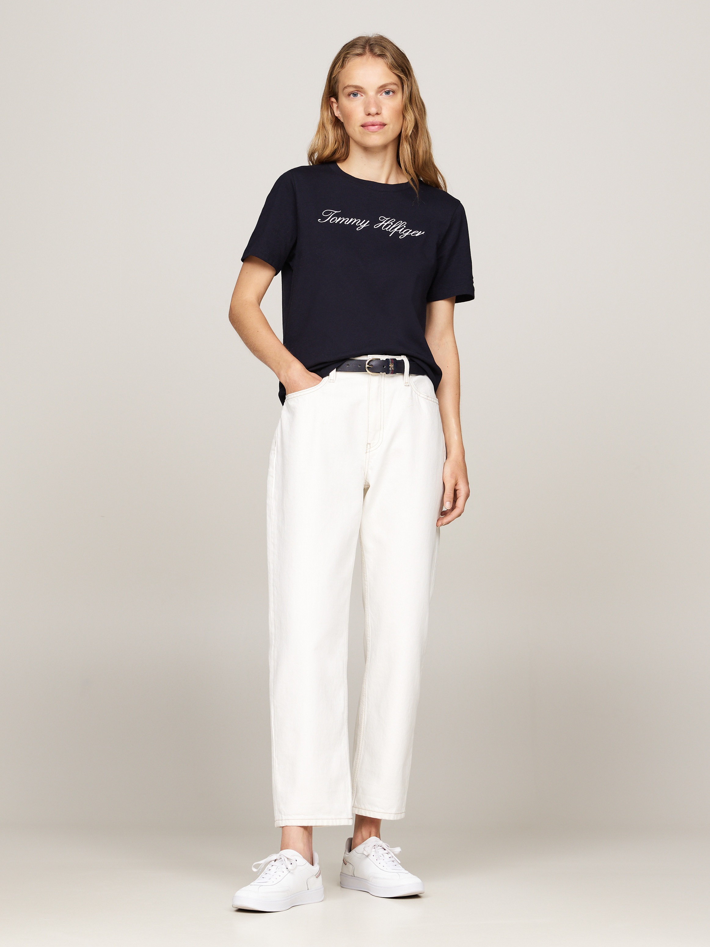 Thumbnail - Tommy Hilfiger T-Shirt "NOS SCRIPT REGULAR C-NK SS" mit Rundhals und kontrastfarbenem Druck