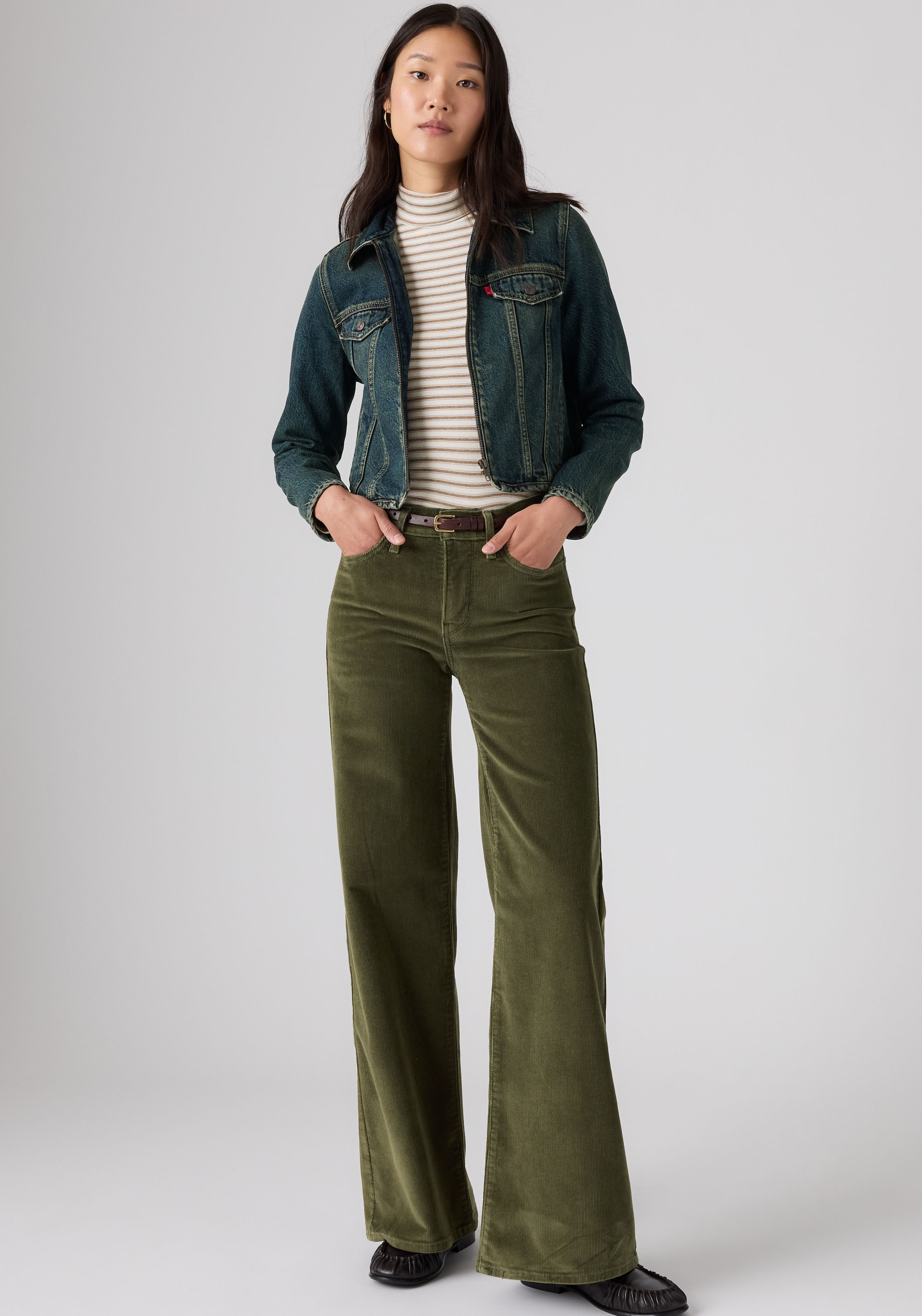 Levi's® »318 SHAPING WIDE LEG«  mit weitem Bein - Wide Leg
