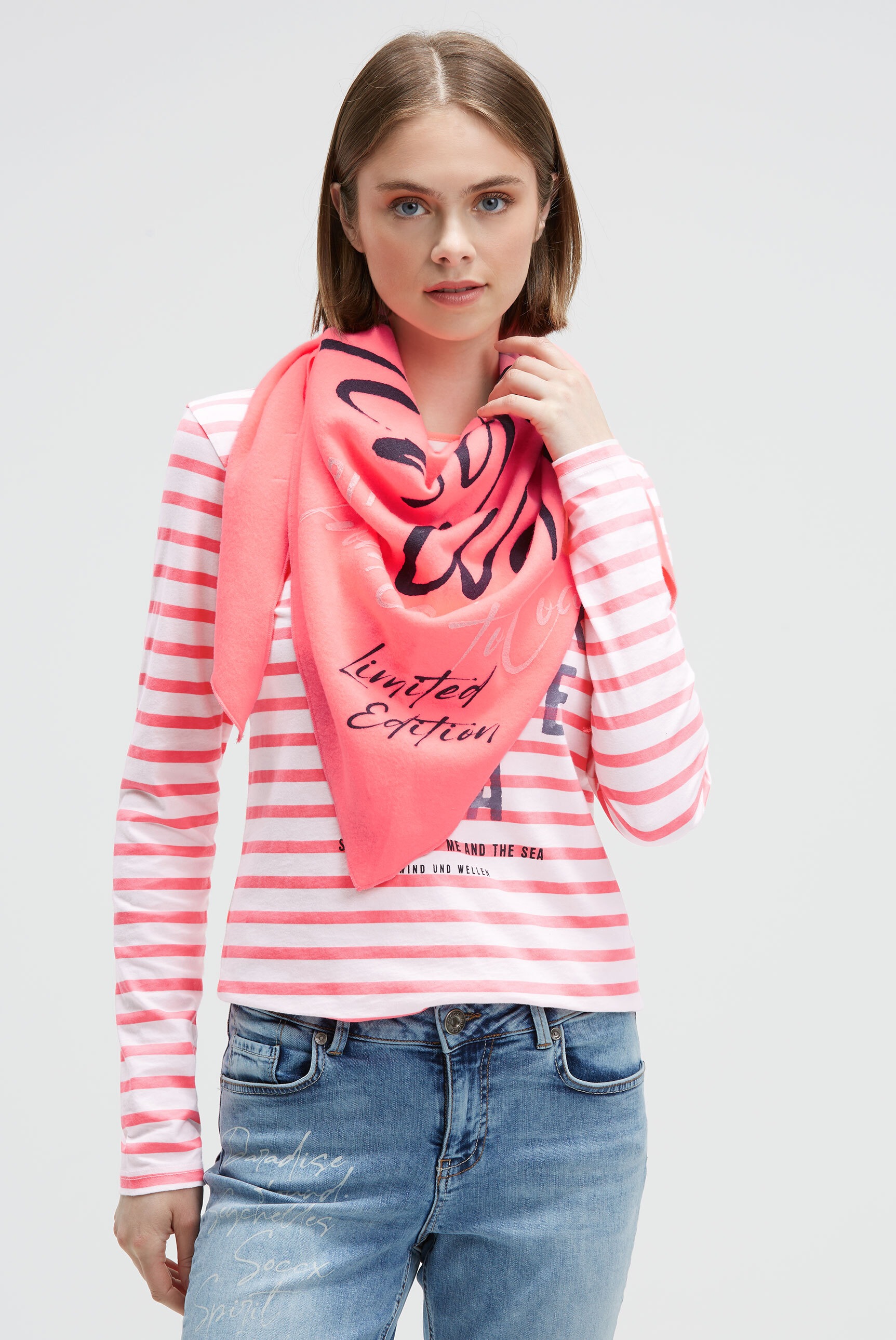 SOCCX Dreieckstuch günstig online kaufen