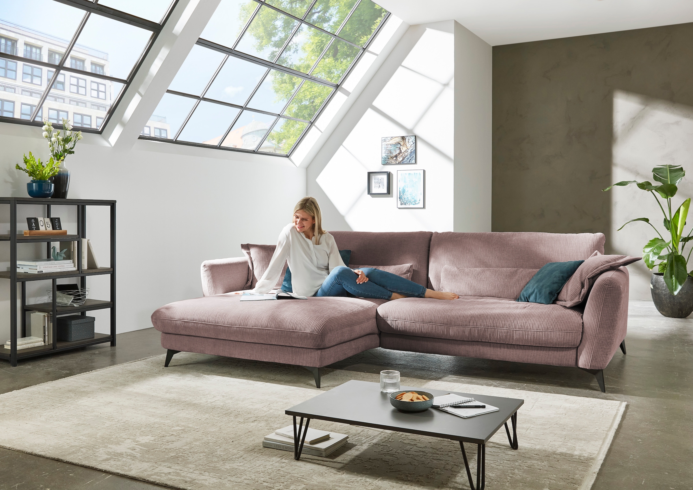 Die PlanBar Ecksofa »MP-IN23149 L-Form« Kaltschaumpolsterung mit SoftSitz, Lose Rückenkissen