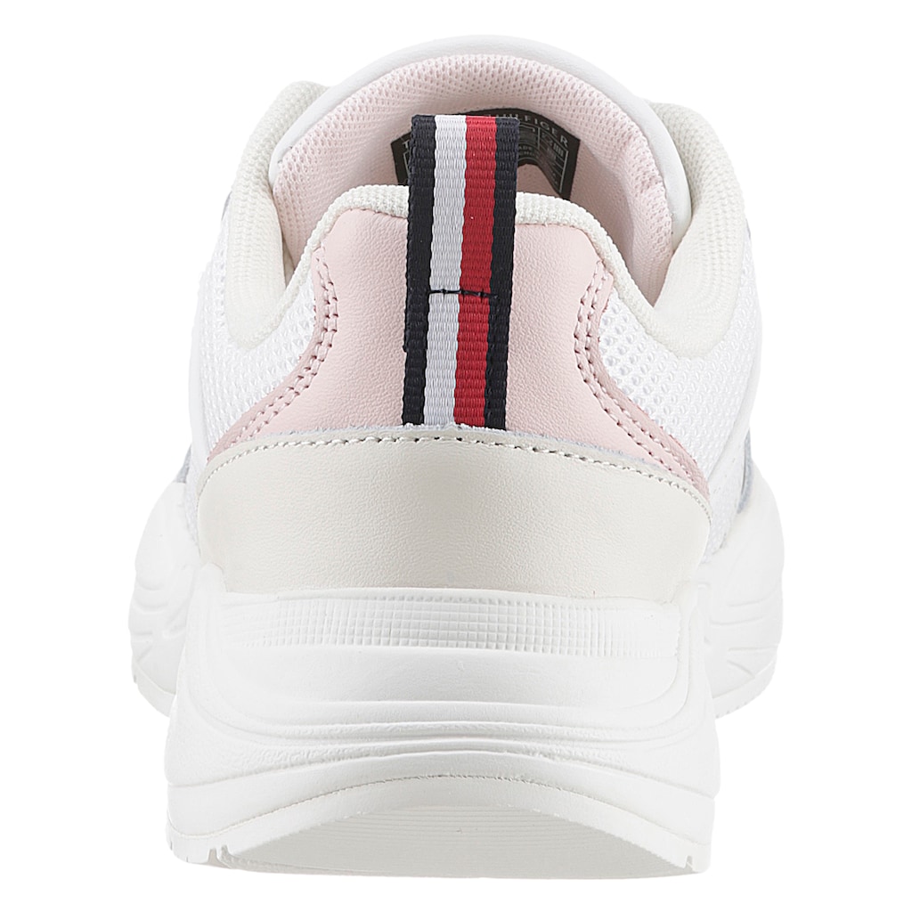 Tommy Hilfiger Keilsneaker »HILFIGER CHUNKY RUNNER«, mit zweckmäßiger Anziehlasche, Freizeitschuh, Halbschuh, Schnürschuh