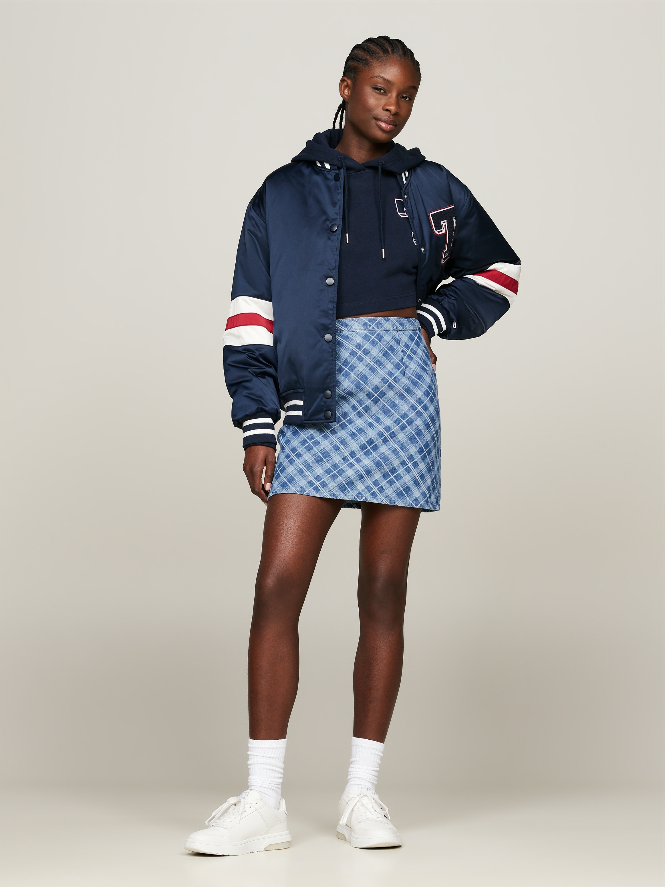 Tommy Jeans Webrock »TJW TARTAN CHECK CHAMBRAY SKIRT«, Webrock im modischem Tartan Karodessin