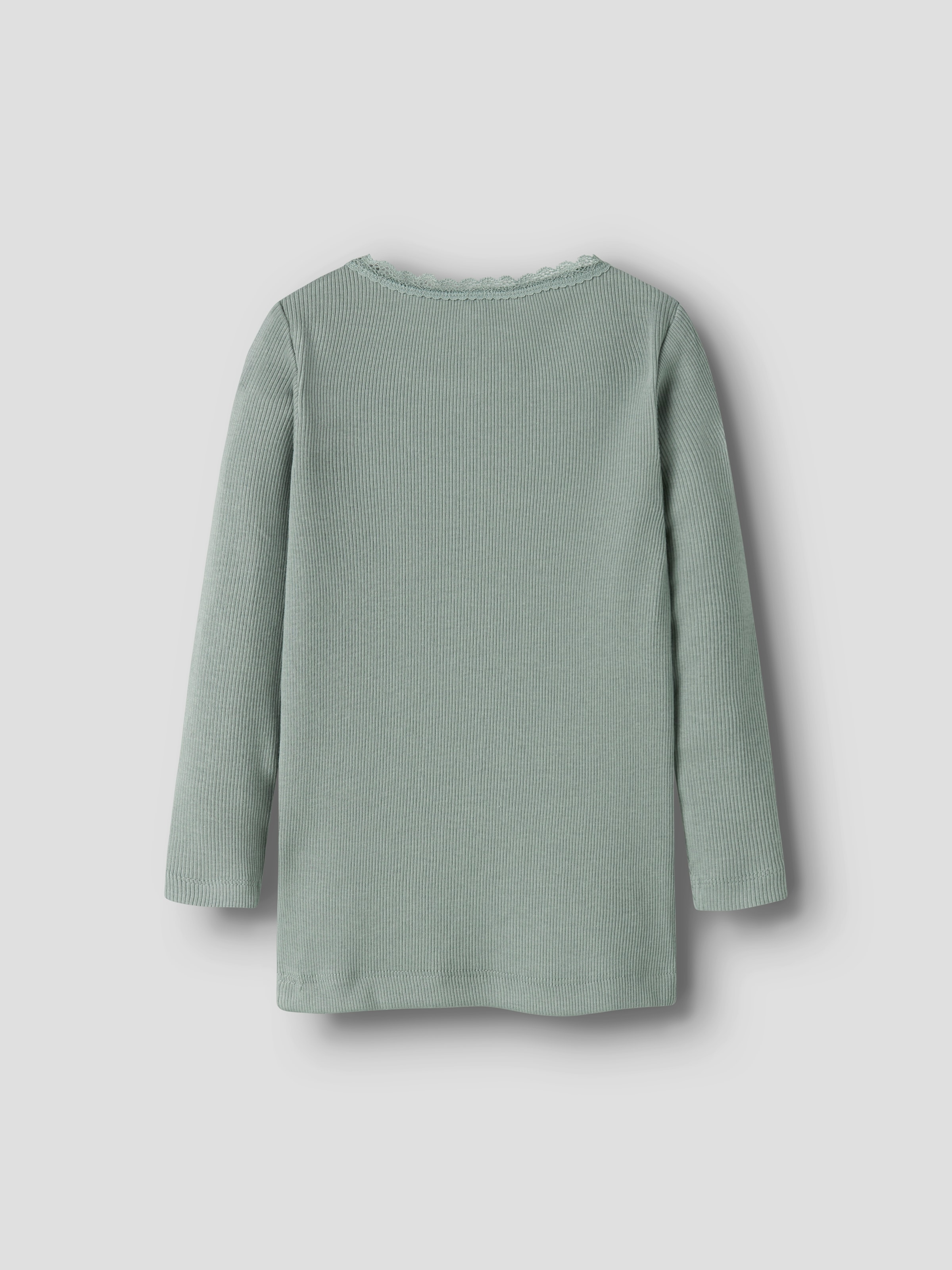 Name It Langarmshirt »NMFKAB LS TOP NOOS«, in Feinripp und mit süßer Spitzenkante am Ausschnitt