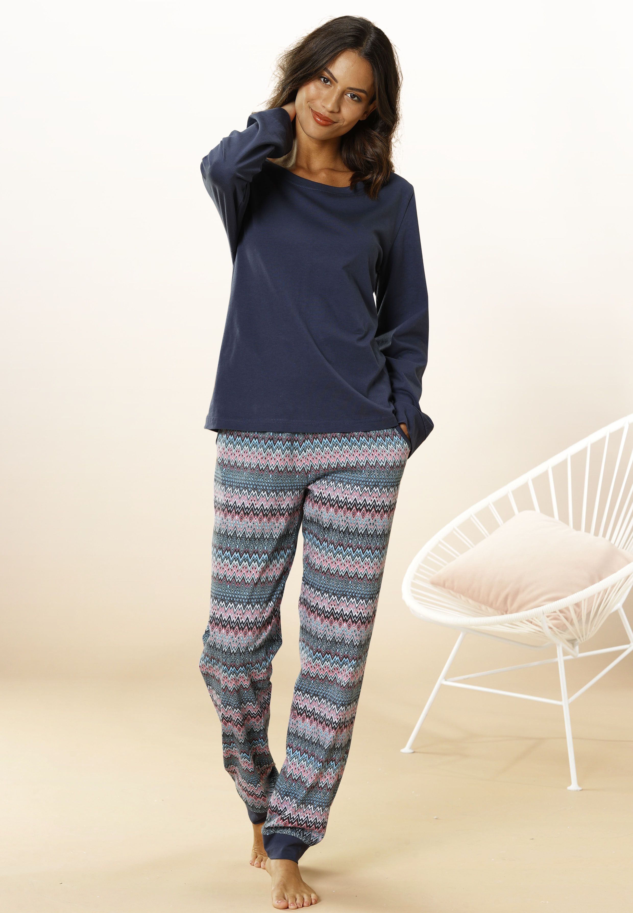 Vivance Dreams by Lascana Pyjama Set, 2 tlg. mit buntem Zick-Zack-Muster