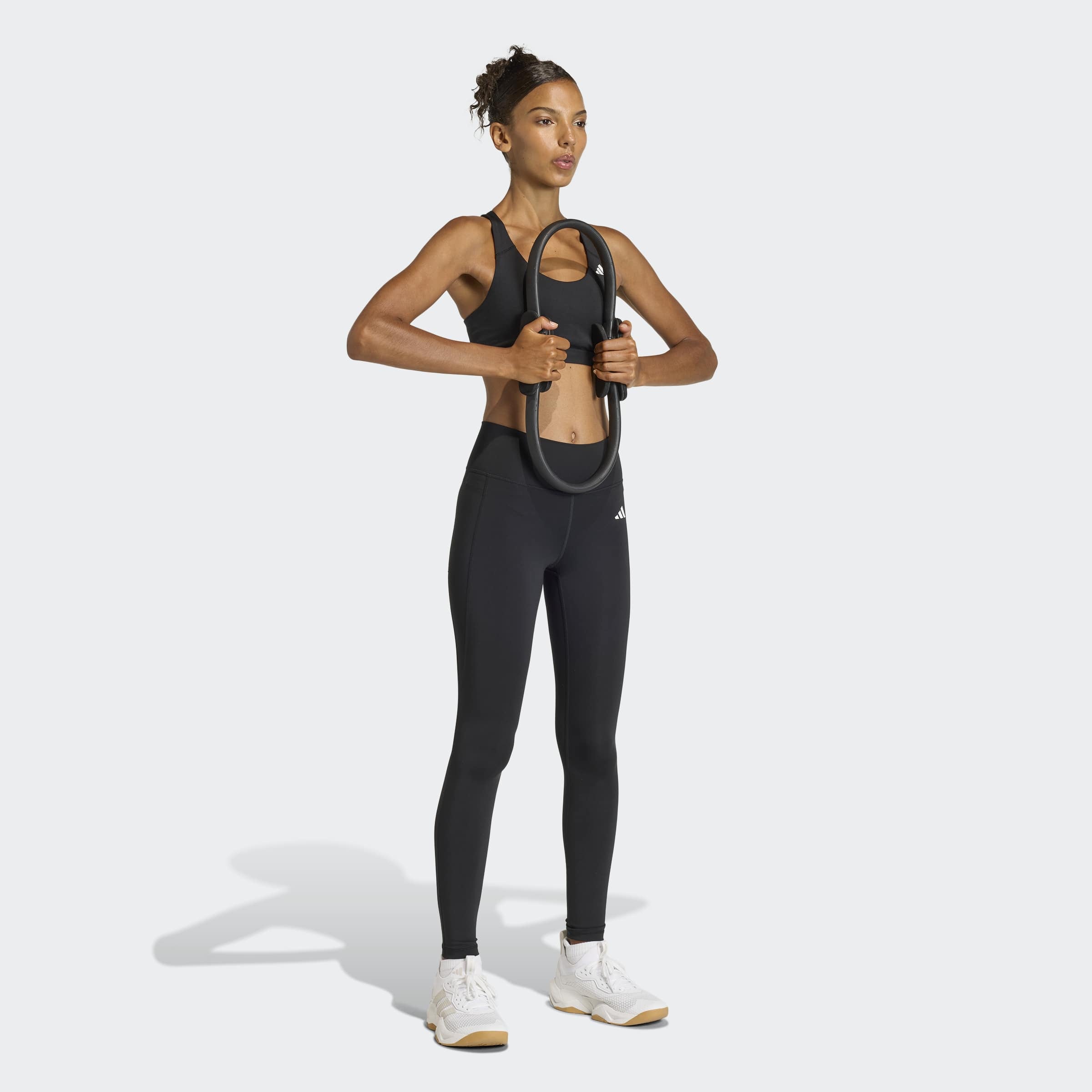 adidas Performance Sport-BH »OPTIME ESSENTIALS WORKOUT MEDIUM SUPPORT BH« ohne Bügel, mit Climacool® Technologie, aus Polyester