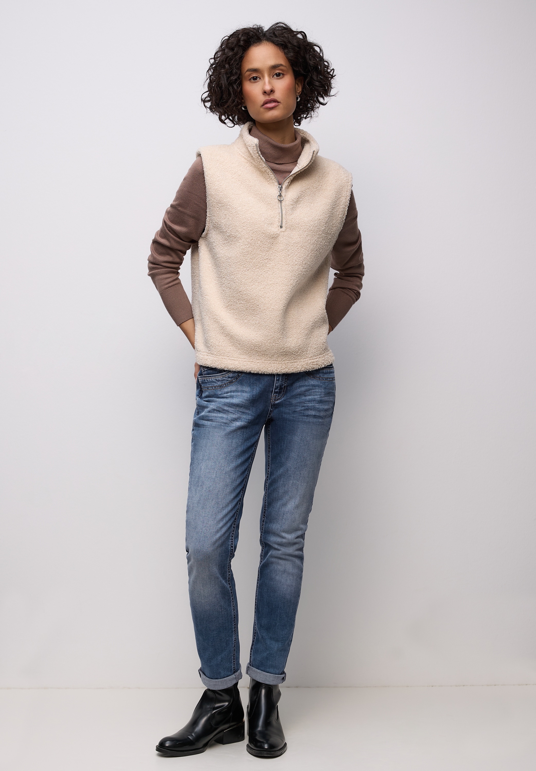 STREET ONE Comfort-fit-Jeans Middle Waist