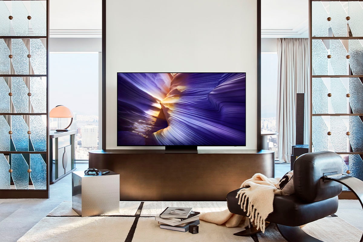 Samsung OLED-Fernseher »GQ65S90FAT« 163 cm/65 ″ Smart-TV HDR+, Dolby Atmos & AI Sound, Gaming Hub, Upscaling Pro, bis zu 144Hz