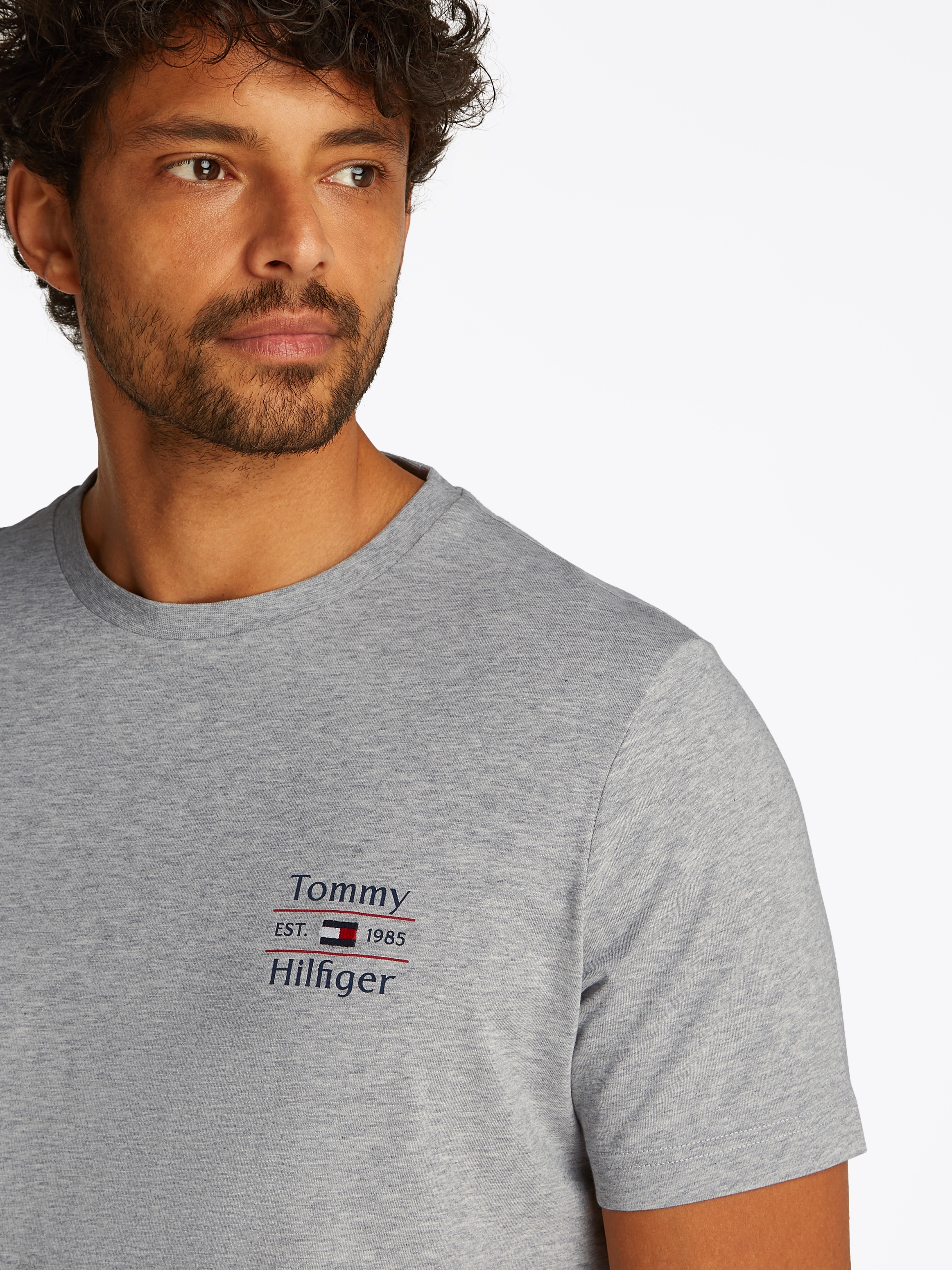 Tommy Hilfiger Rundhalsshirt "HILFIGER STACK TEE" günstig online kaufen