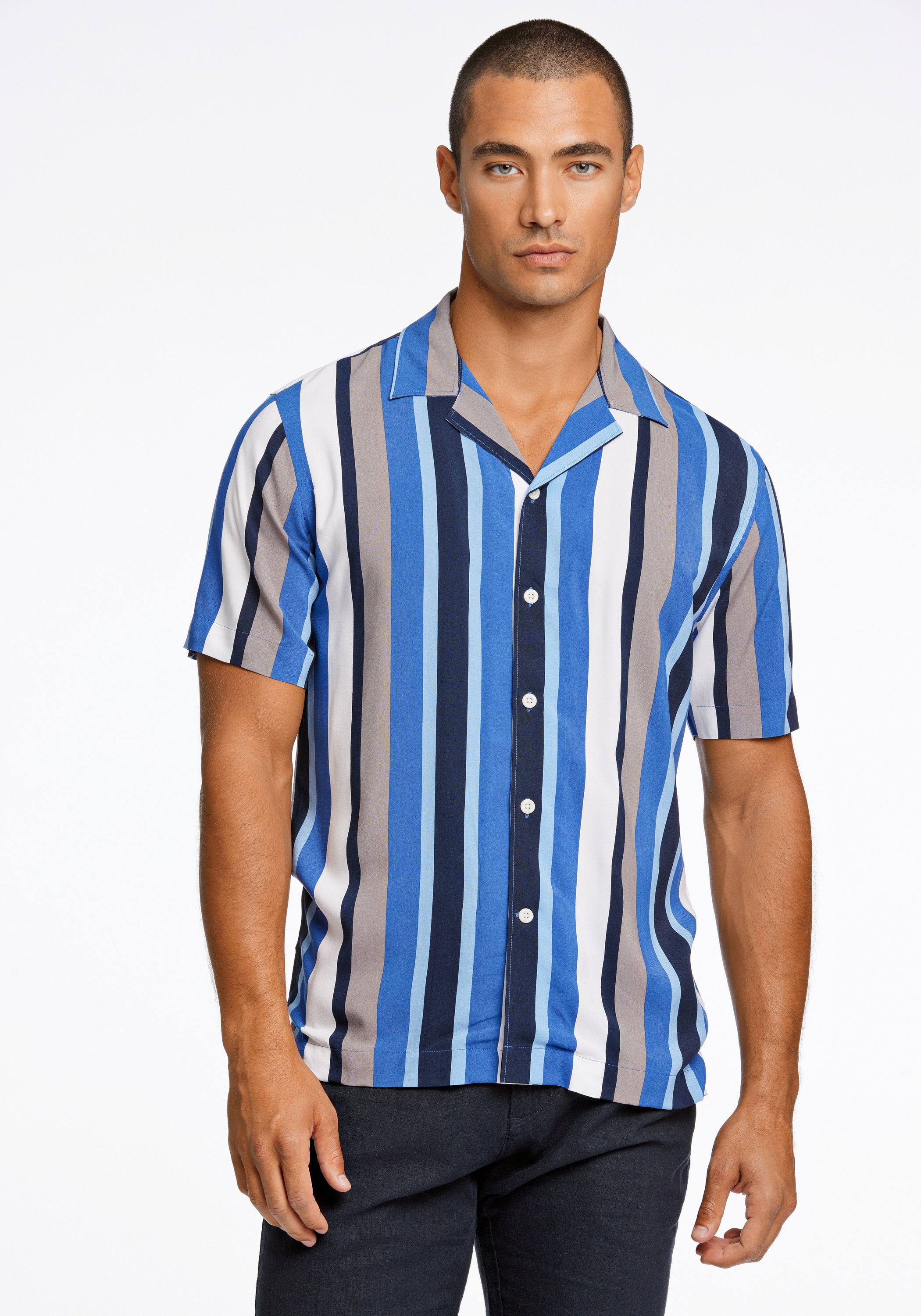 LINDBERGH Kurzarmhemd "Freizeithemd (Kurzarm) Relaxed Fit"