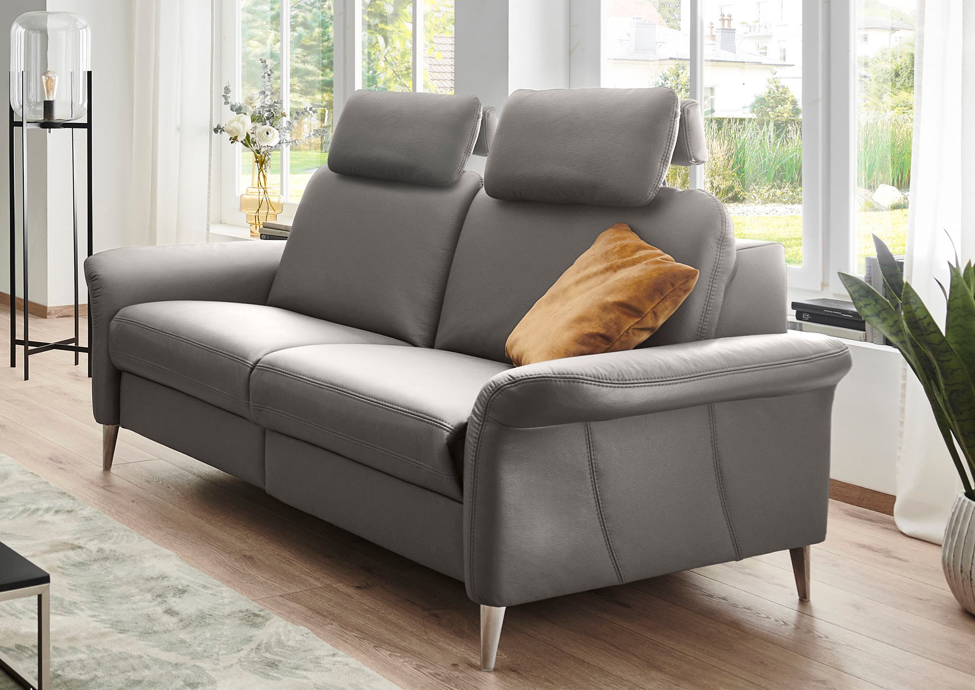Die PlanBar 2,5-Sitzer »PN-EM23187«, (Breite 182 cm), Mit Kopfstützen und Federkernpolsterung, Bezug aus Leder