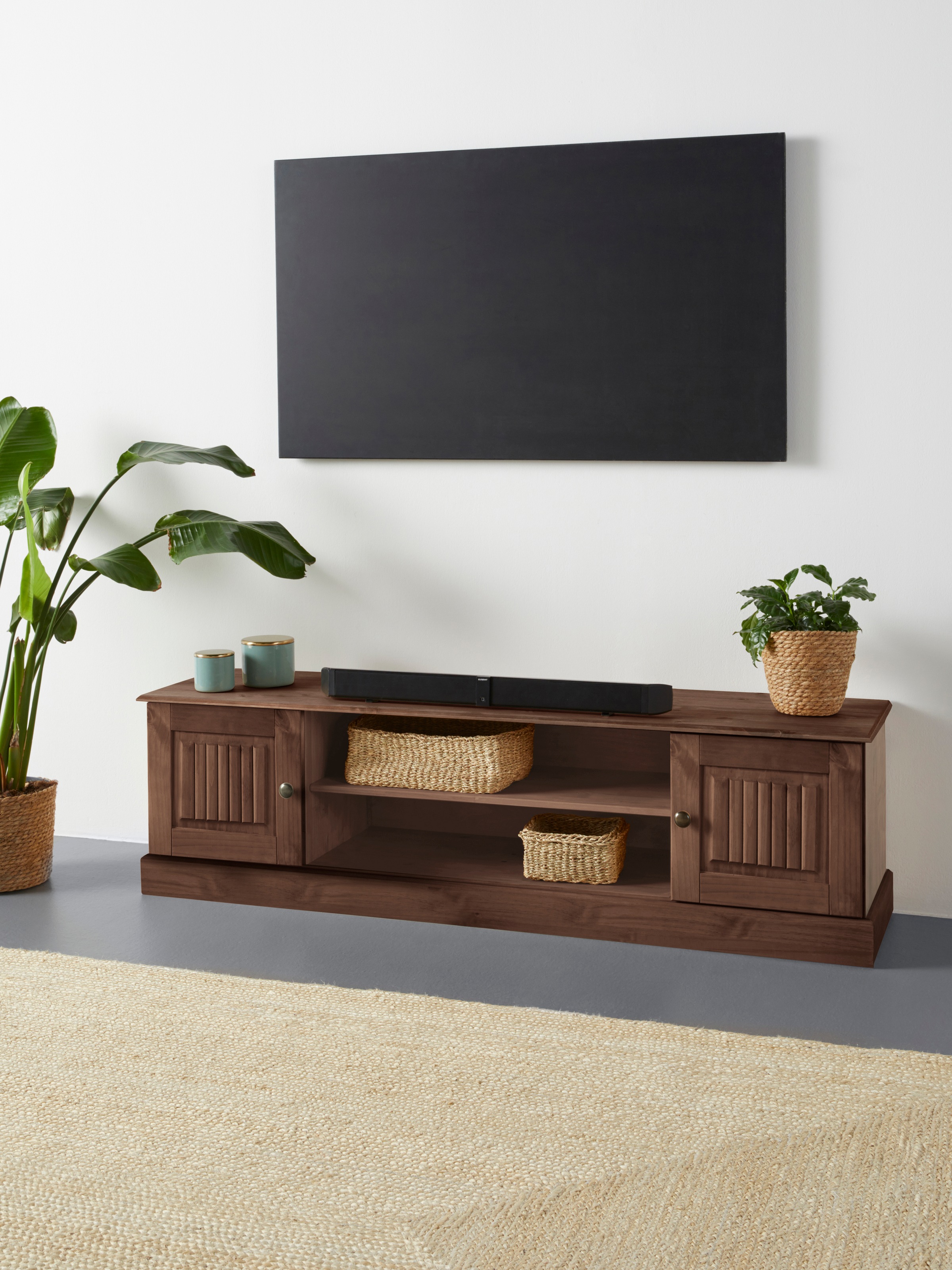 OTTO home Lowboard "Liotta" Kommode mit Kabeldurchgang + 1 lose Einlegebode günstig online kaufen