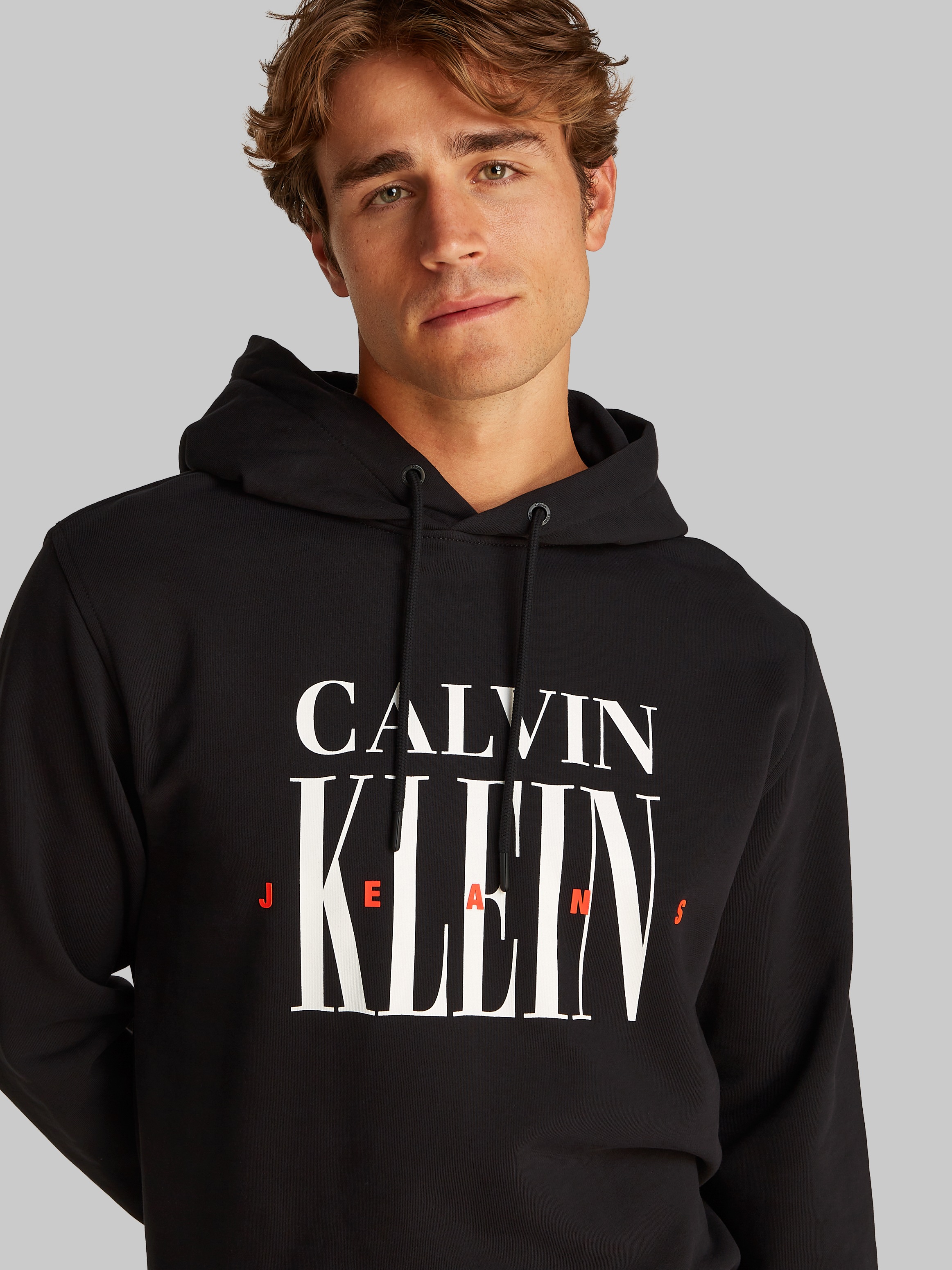 Calvin Klein Jeans Hoodie »SERIF FONT GRAPHIC HOODIE«, mit großem Logodruck