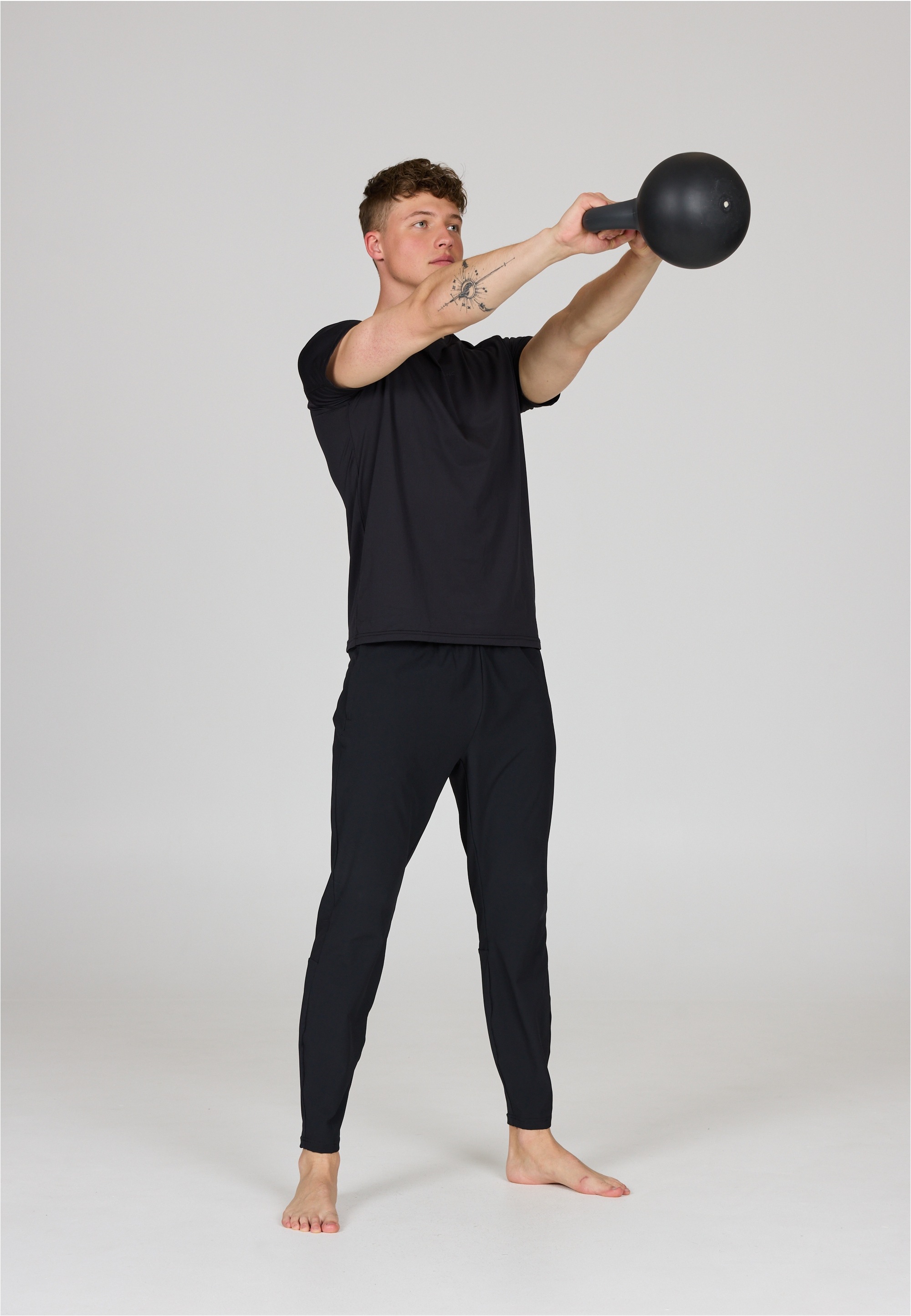 ENDURANCE Kettlebell, mit 6 kg Gewicht